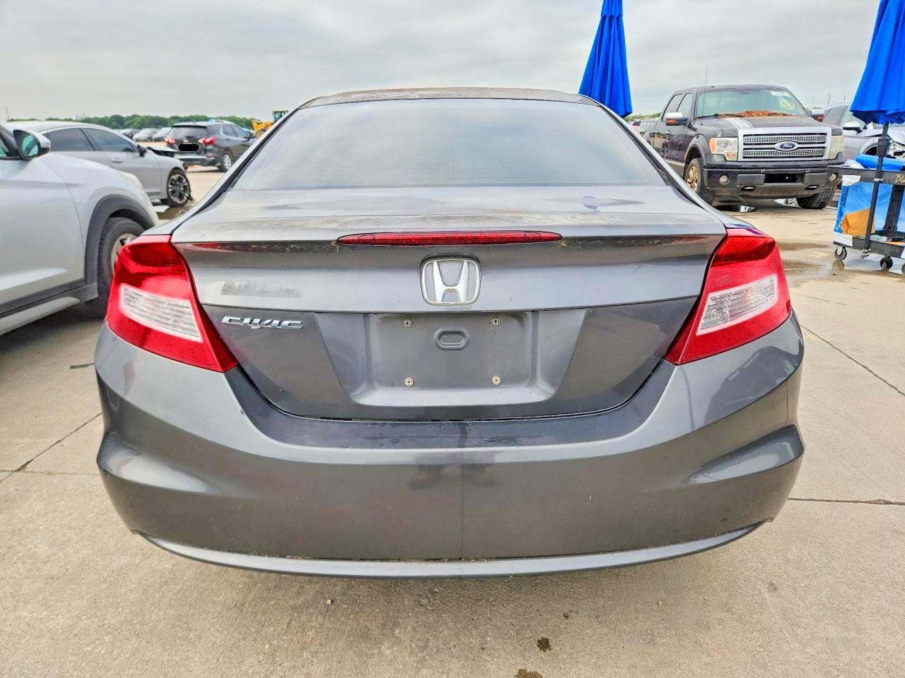 2012 Honda Civic Gray vin: 2HGFG3B8XCH556800