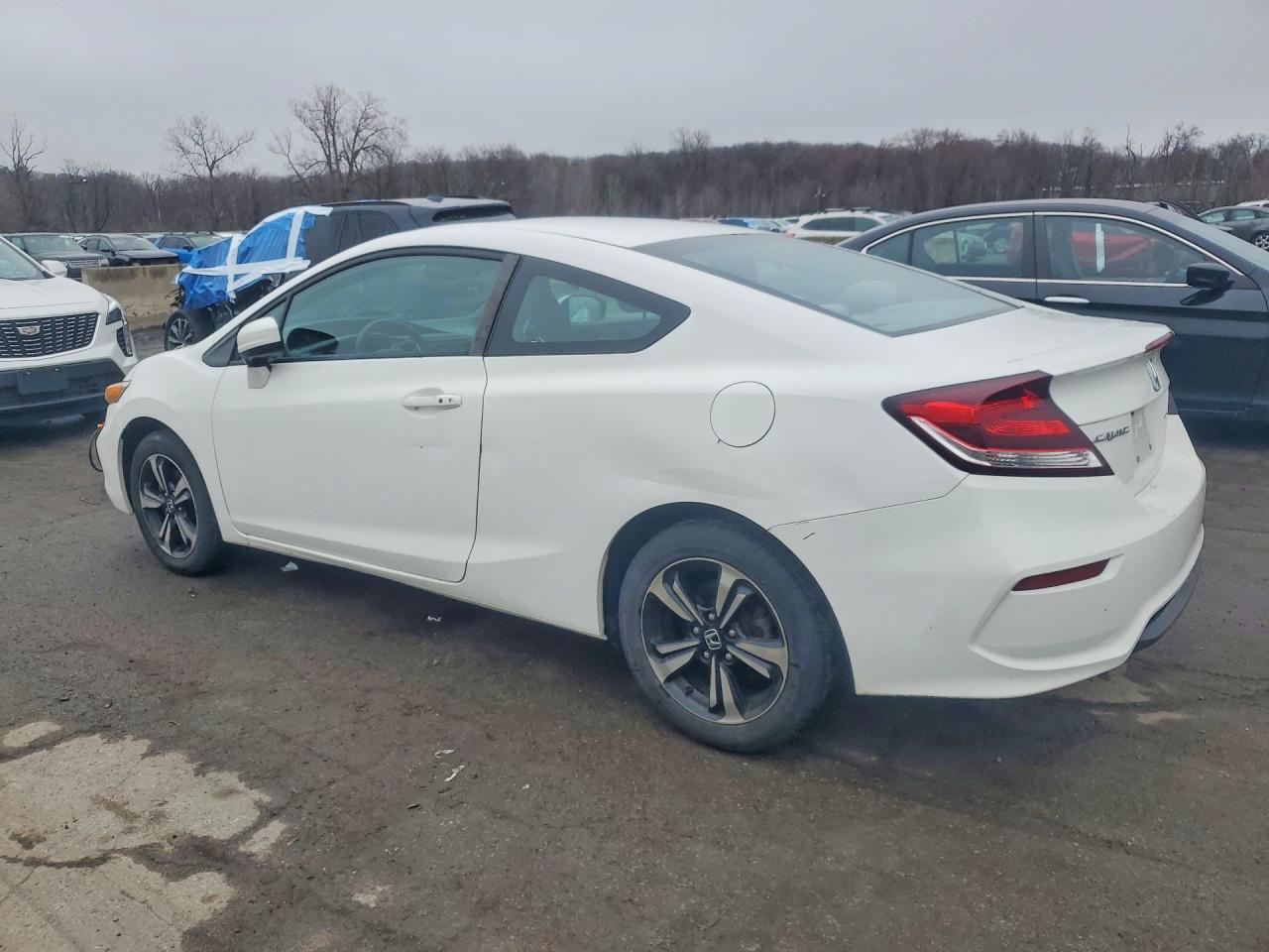 2014 Honda Civic White vin: 2HGFG3B8XEH512105