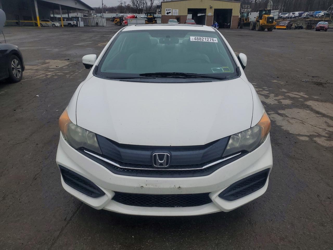 2014 Honda Civic White vin: 2HGFG3B8XEH512105