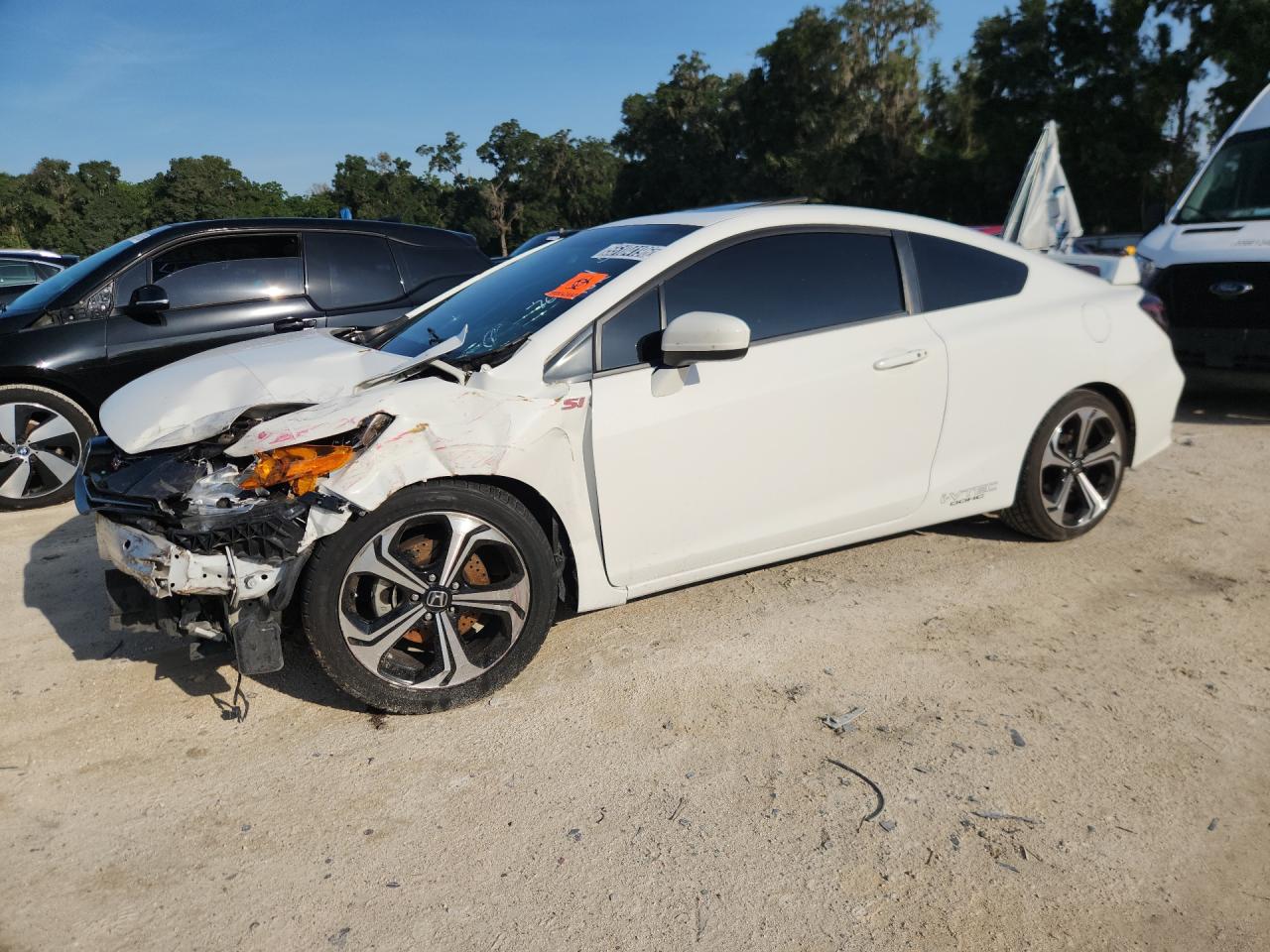2014 Honda Civic Si White vin: 2HGFG4A53EH701191 Damage: Left Front Fender, Severe Damage, Replacement Required