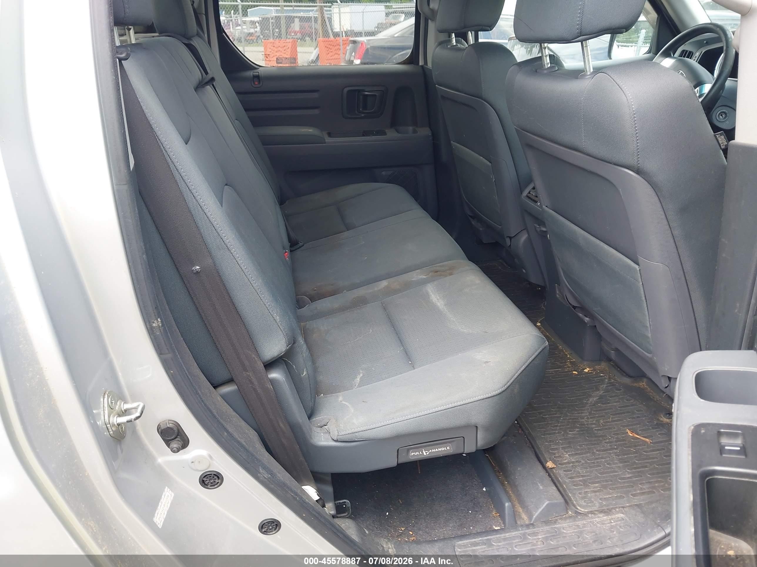 2008 Honda Ridgeline Rt Silver vin: 2HJYK16218H511408