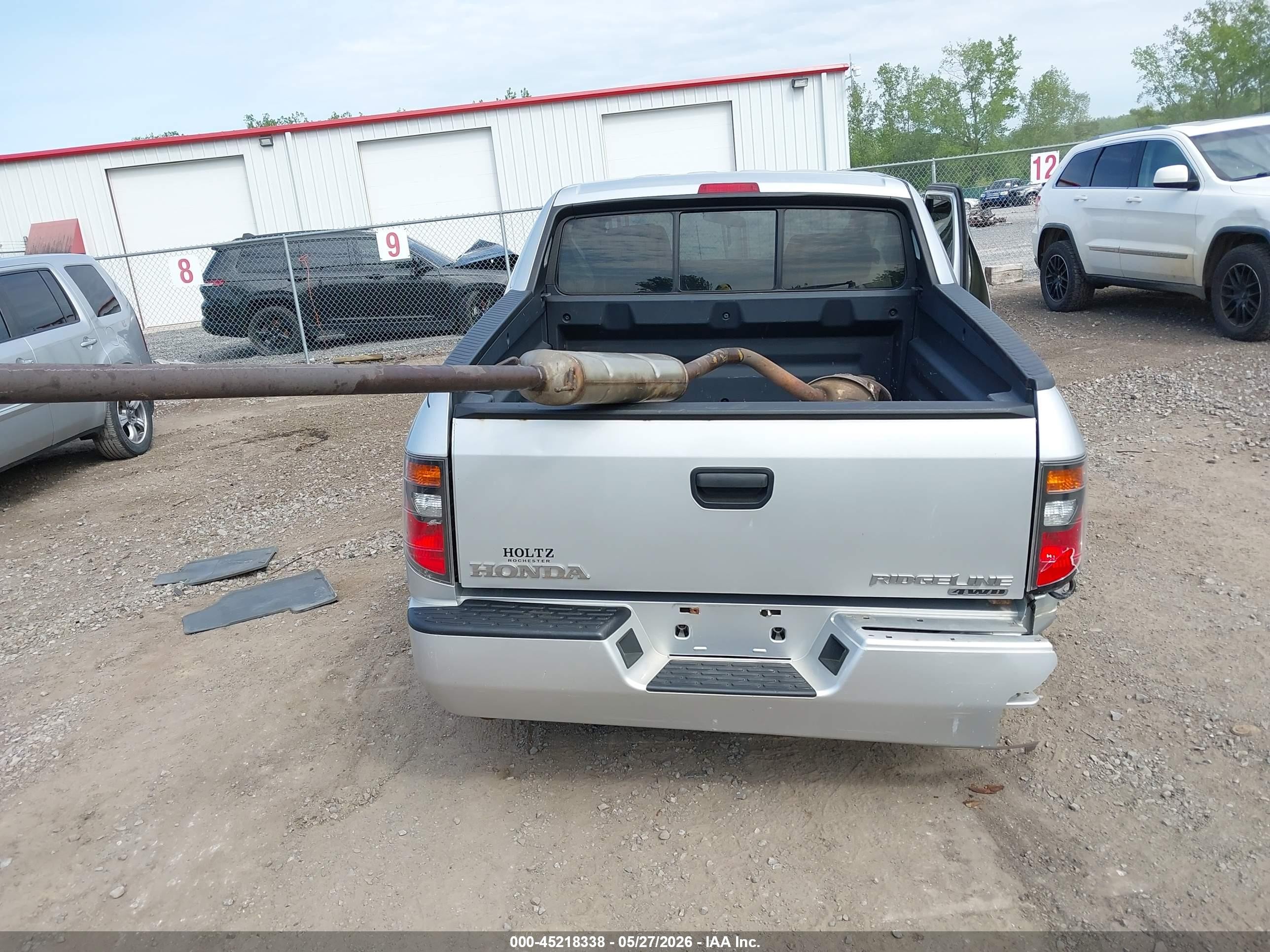 2008 Honda Ridgeline Rt Silver vin: 2HJYK16298H537657