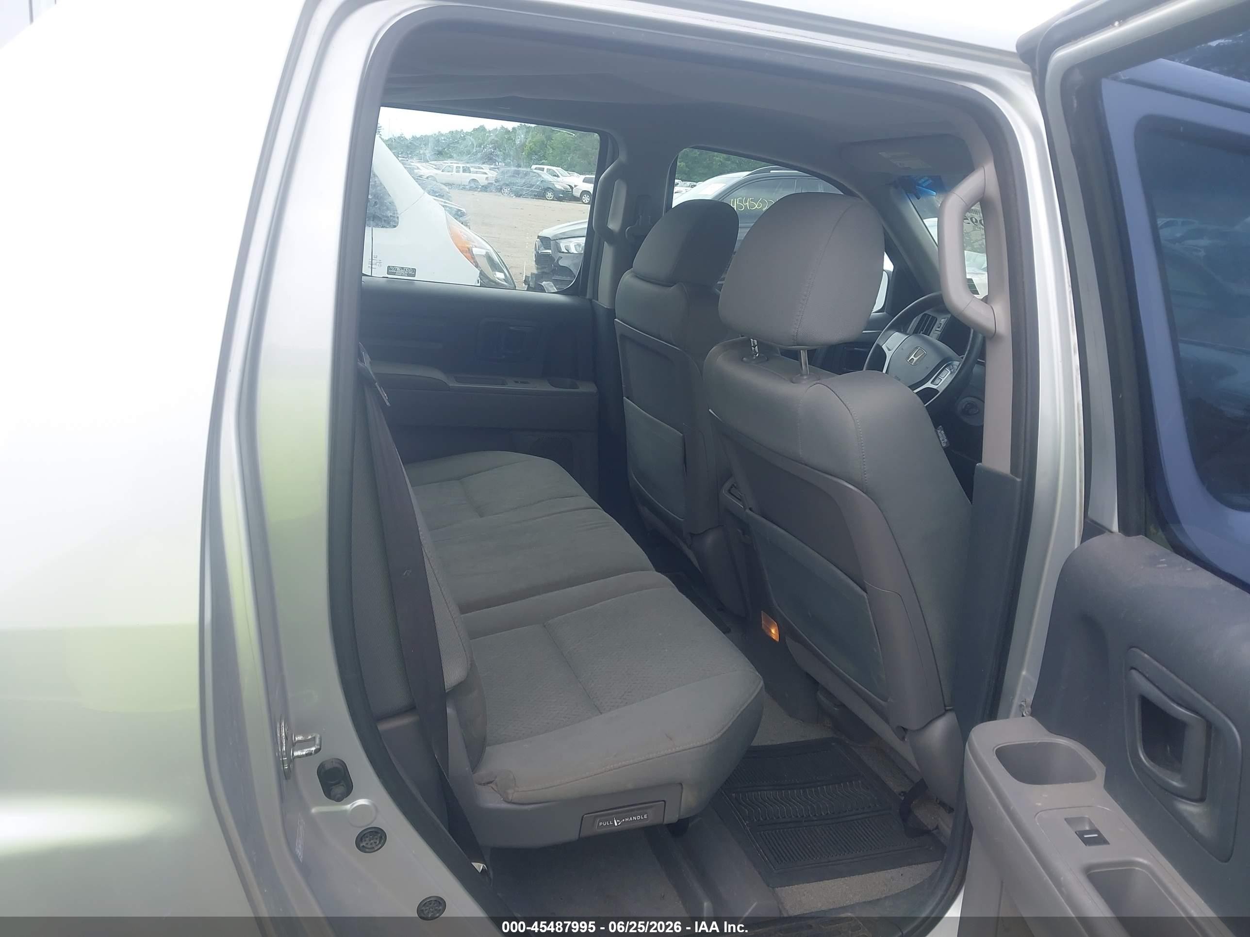 2009 Honda Ridgeline Rt Silver vin: 2HJYK16299H502750