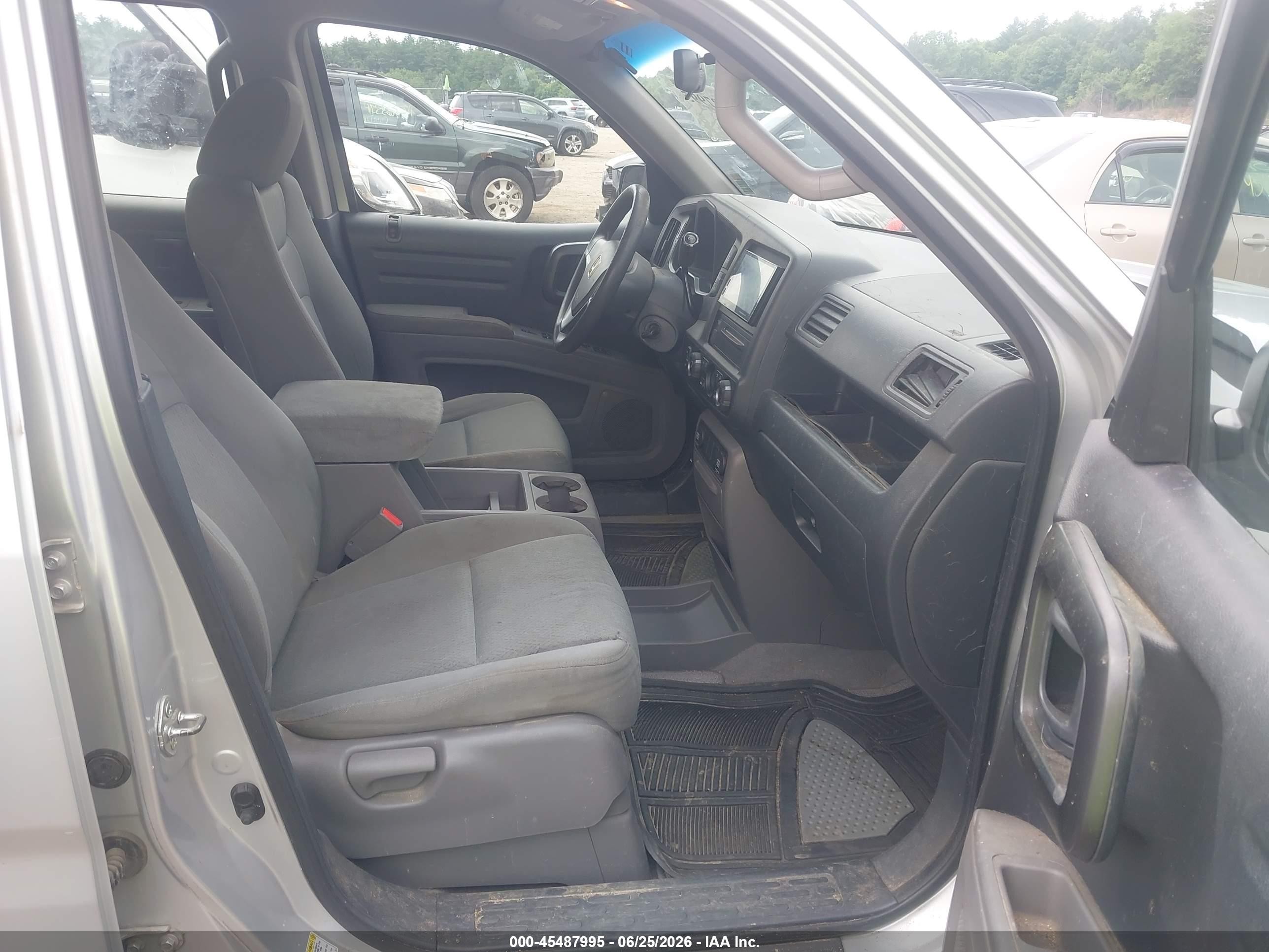 2009 Honda Ridgeline Rt Silver vin: 2HJYK16299H502750