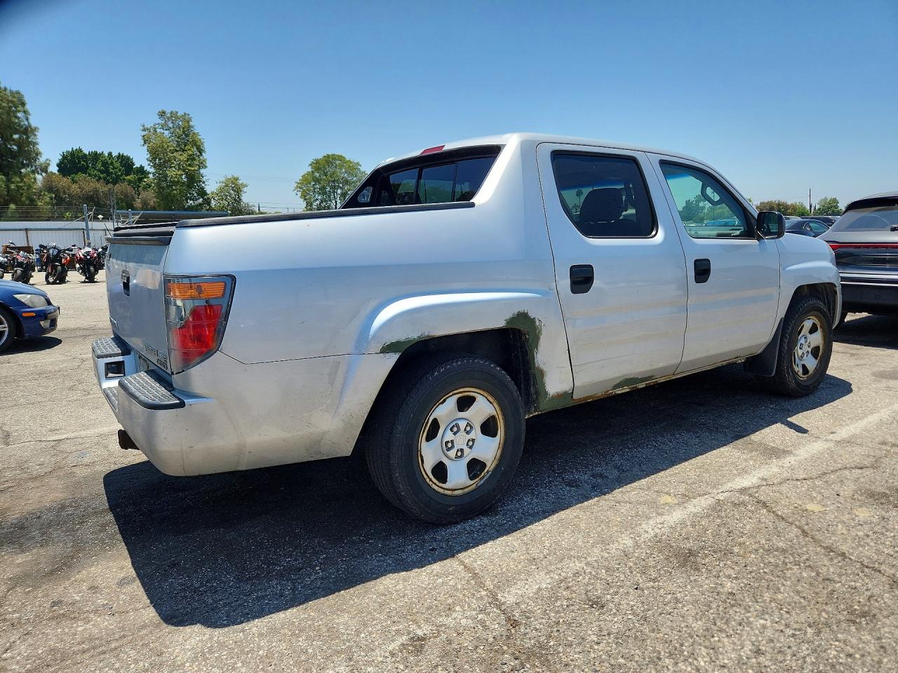 2008 Honda Ridgeline Rt Silver vin: 2HJYK162X8H506630