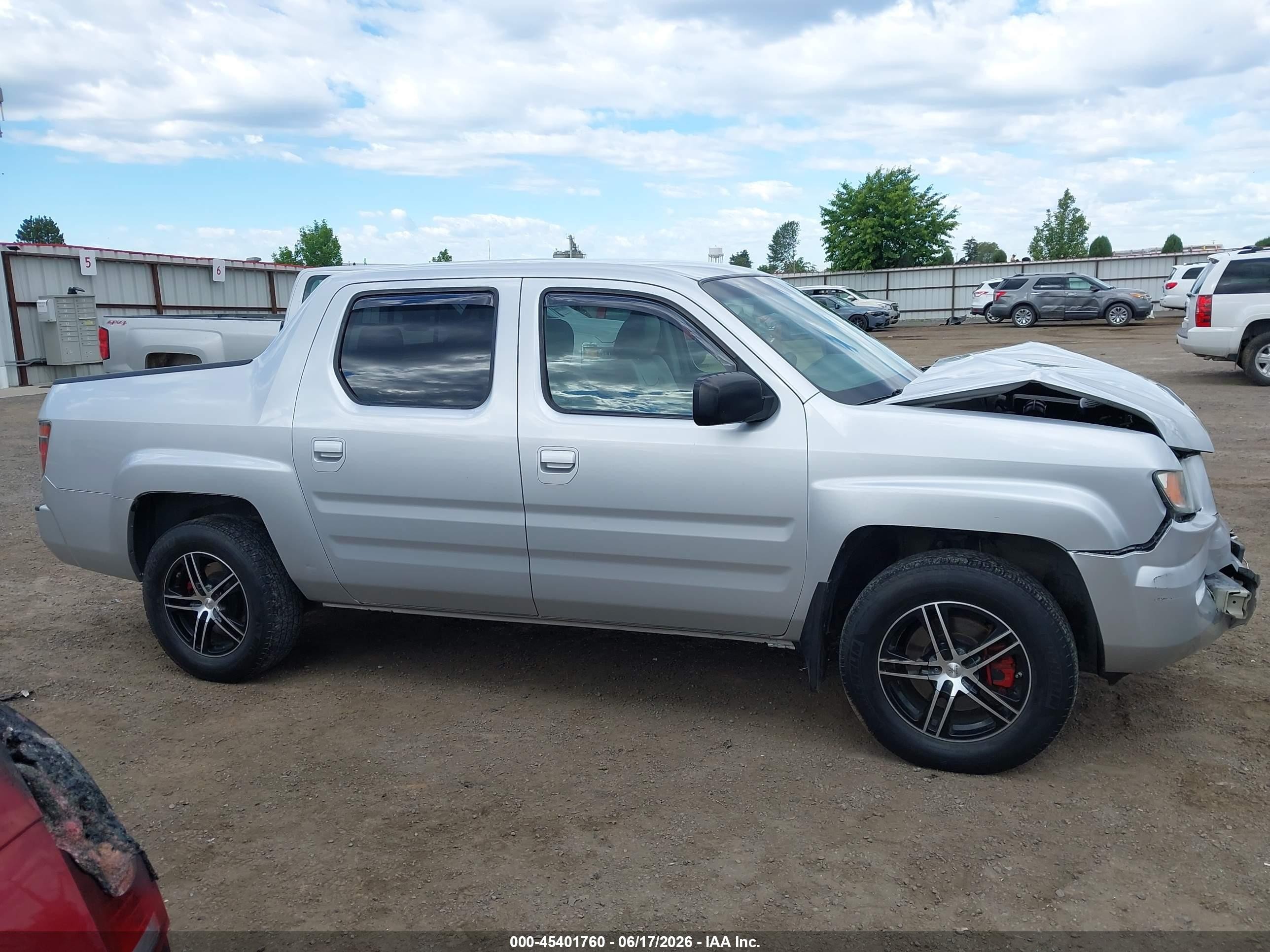 2007 Honda Ridgeline Rtx Silver vin: 2HJYK16307H514176