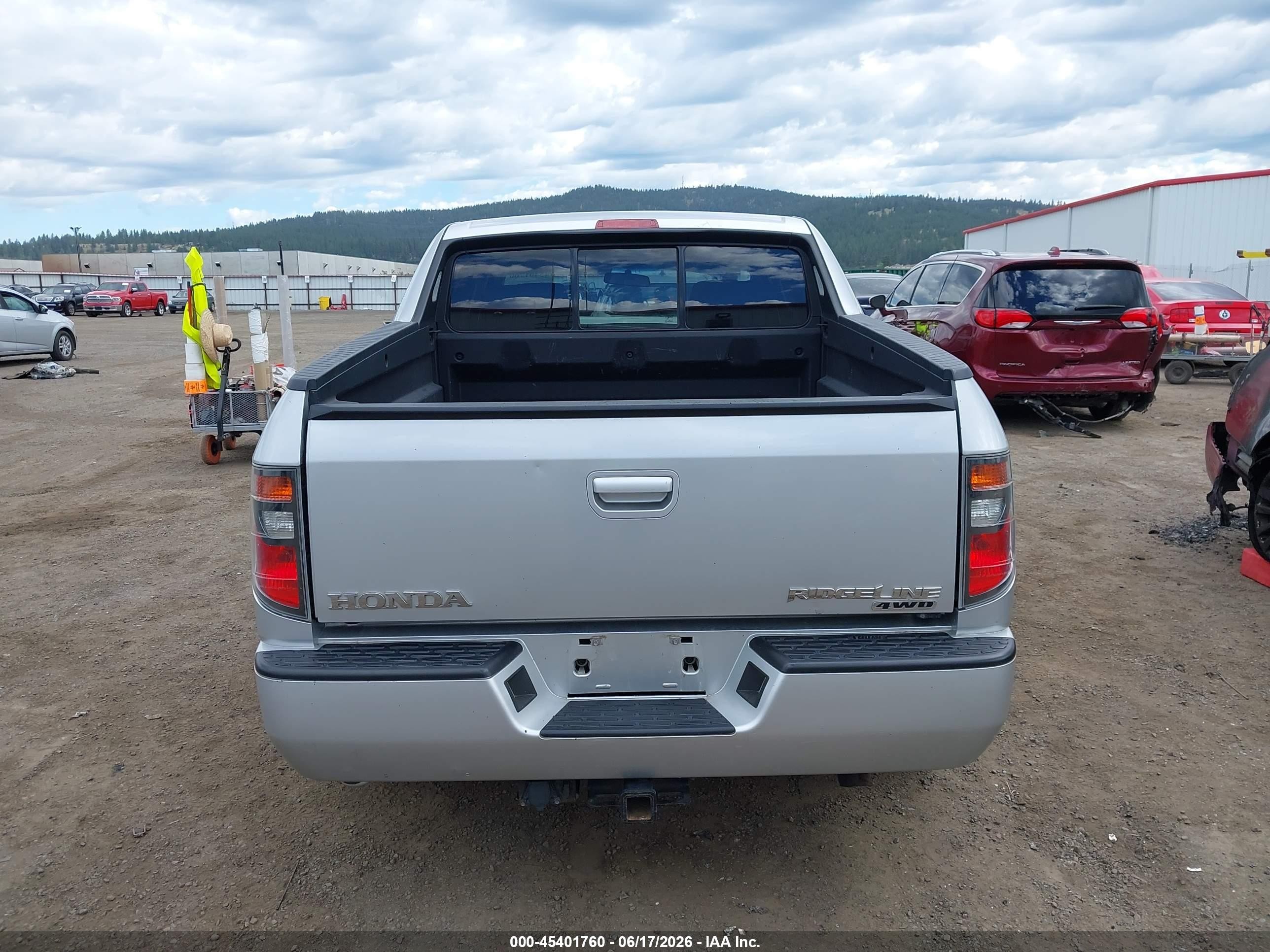2007 Honda Ridgeline Rtx Silver vin: 2HJYK16307H514176