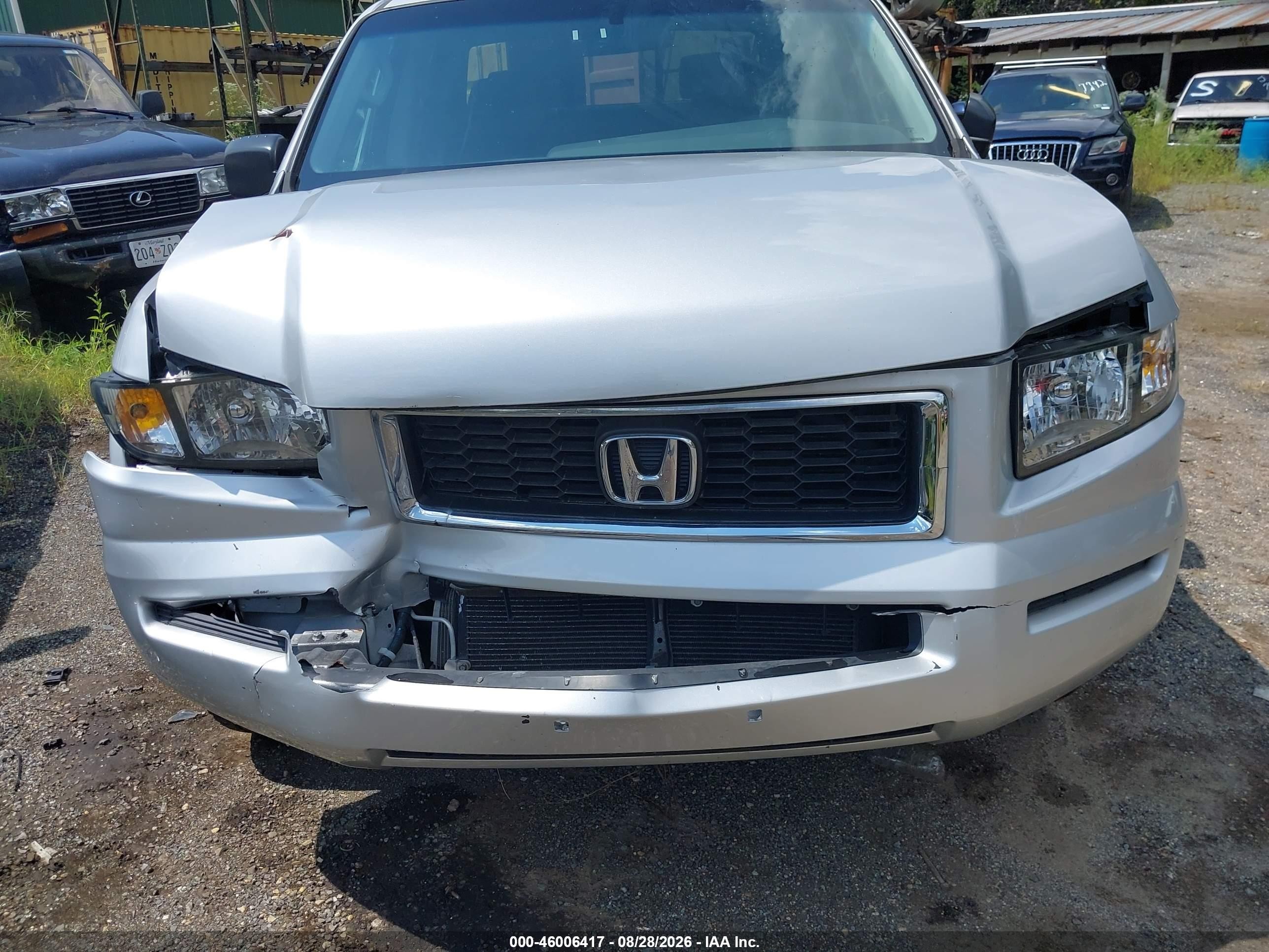 2008 Honda Ridgeline Rtx Silver vin: 2HJYK16308H514583