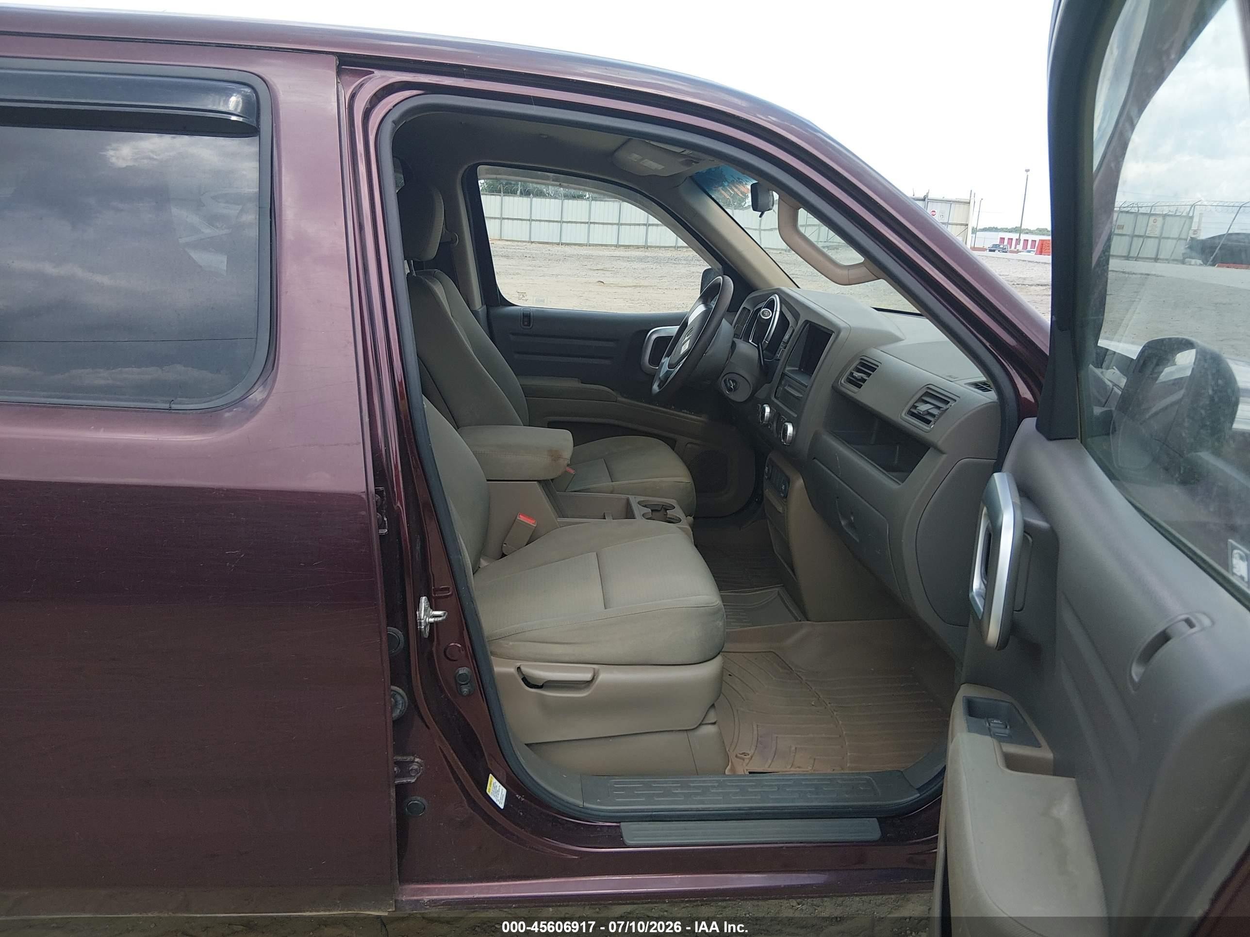2008 Honda Ridgeline Rtx Burgundy vin: 2HJYK16348H540524