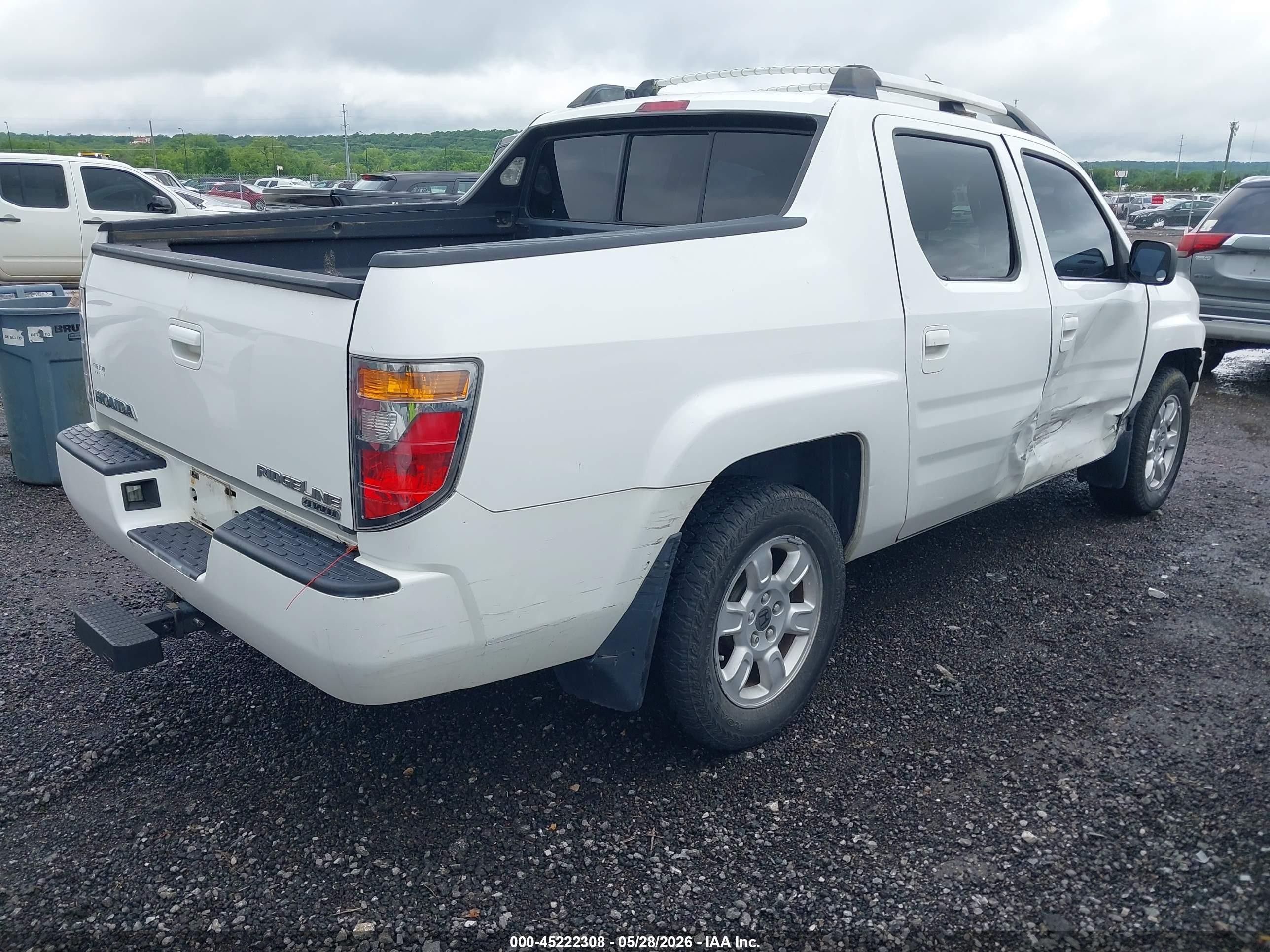 2008 Honda Ridgeline Rtx White vin: 2HJYK16388H532183