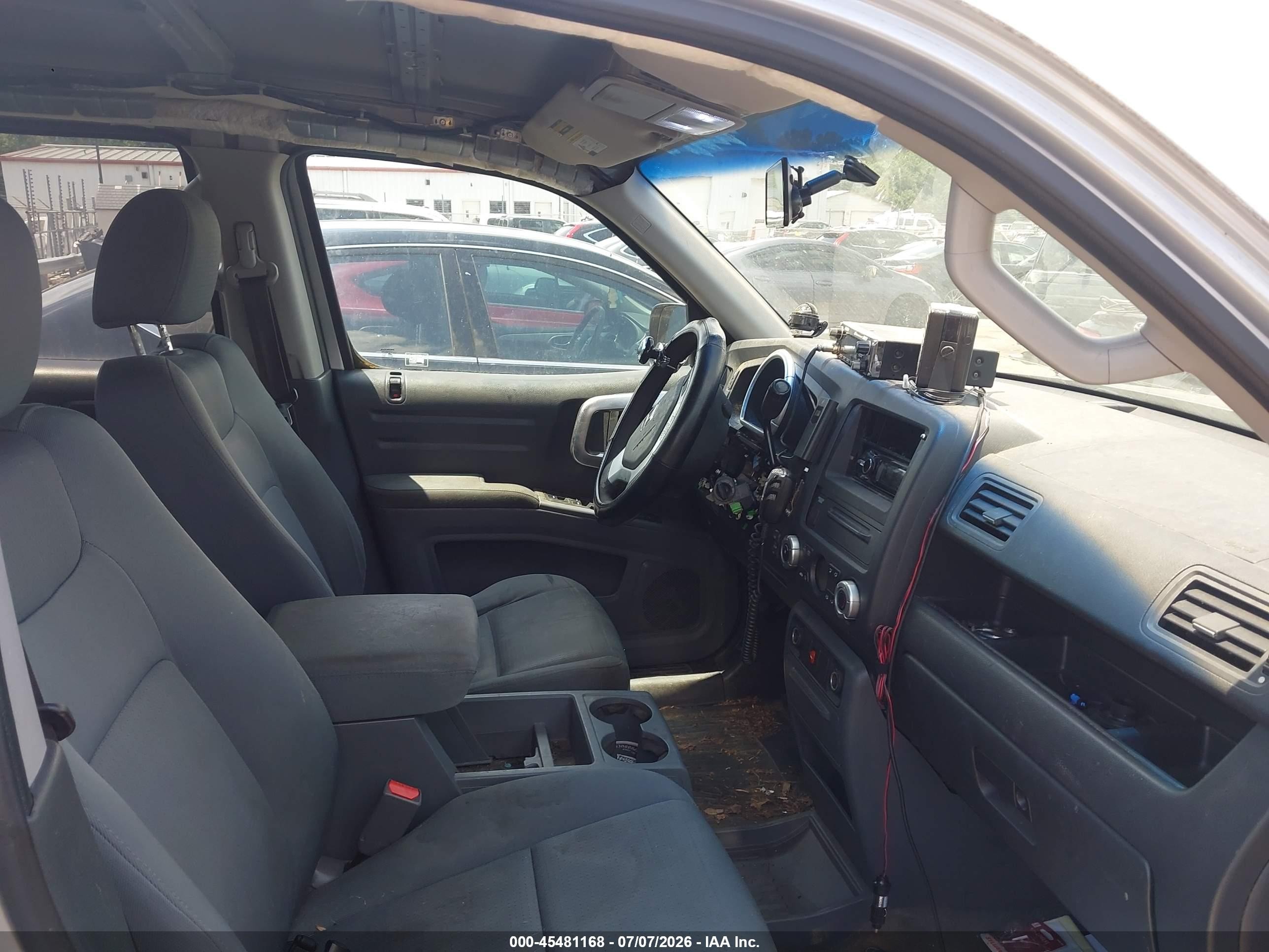 2008 Honda Ridgeline Rtx Silver vin: 2HJYK16398H540423