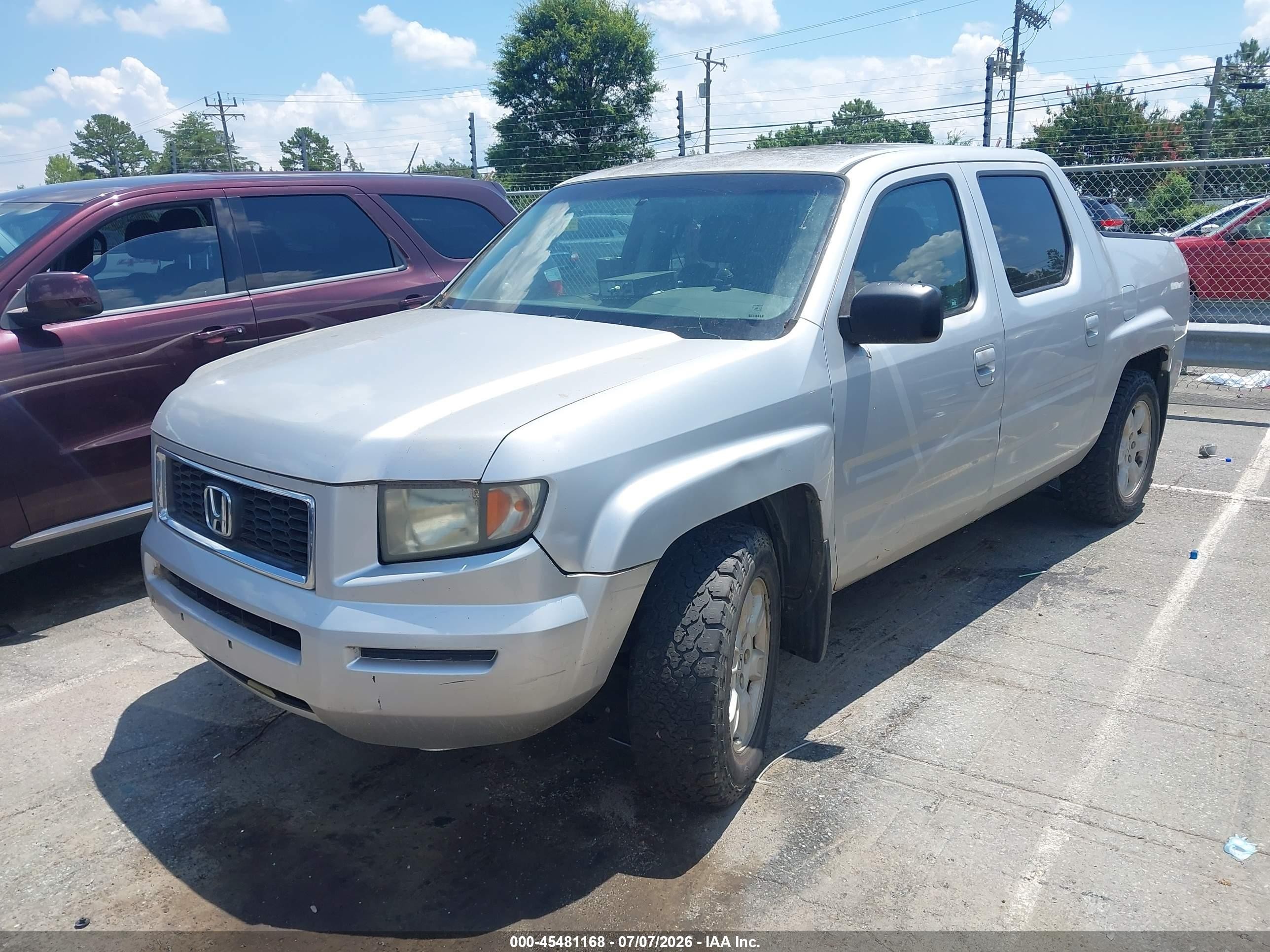 2008 Honda Ridgeline Rtx Silver vin: 2HJYK16398H540423