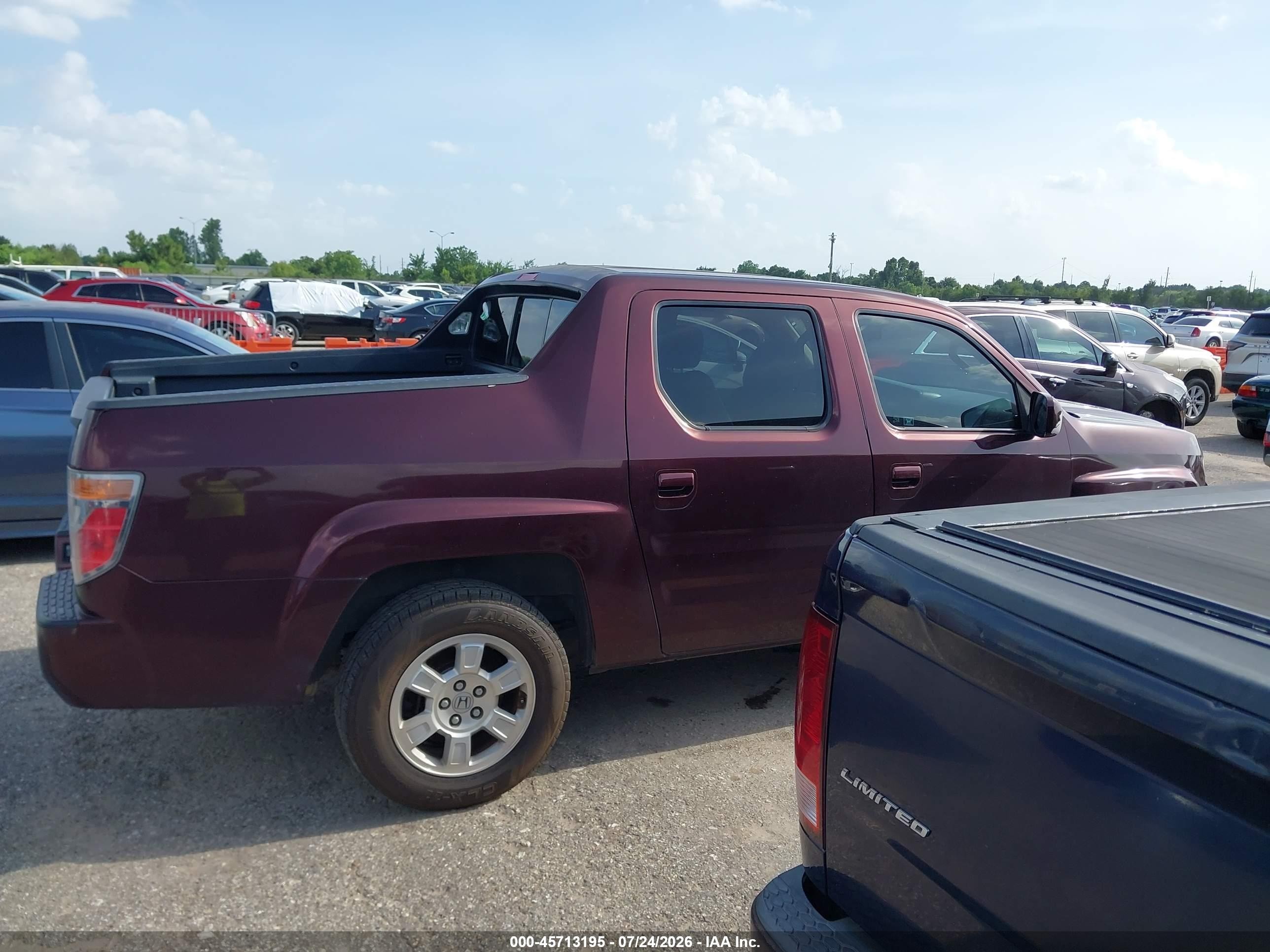 2008 Honda Ridgeline Rts Maroon vin: 2HJYK16408H502975