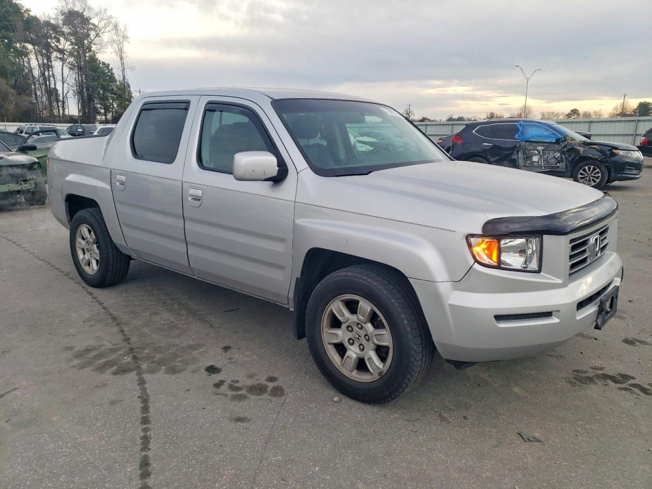 2007 Honda Ridgeline Rts Silver vin: 2HJYK16427H521963