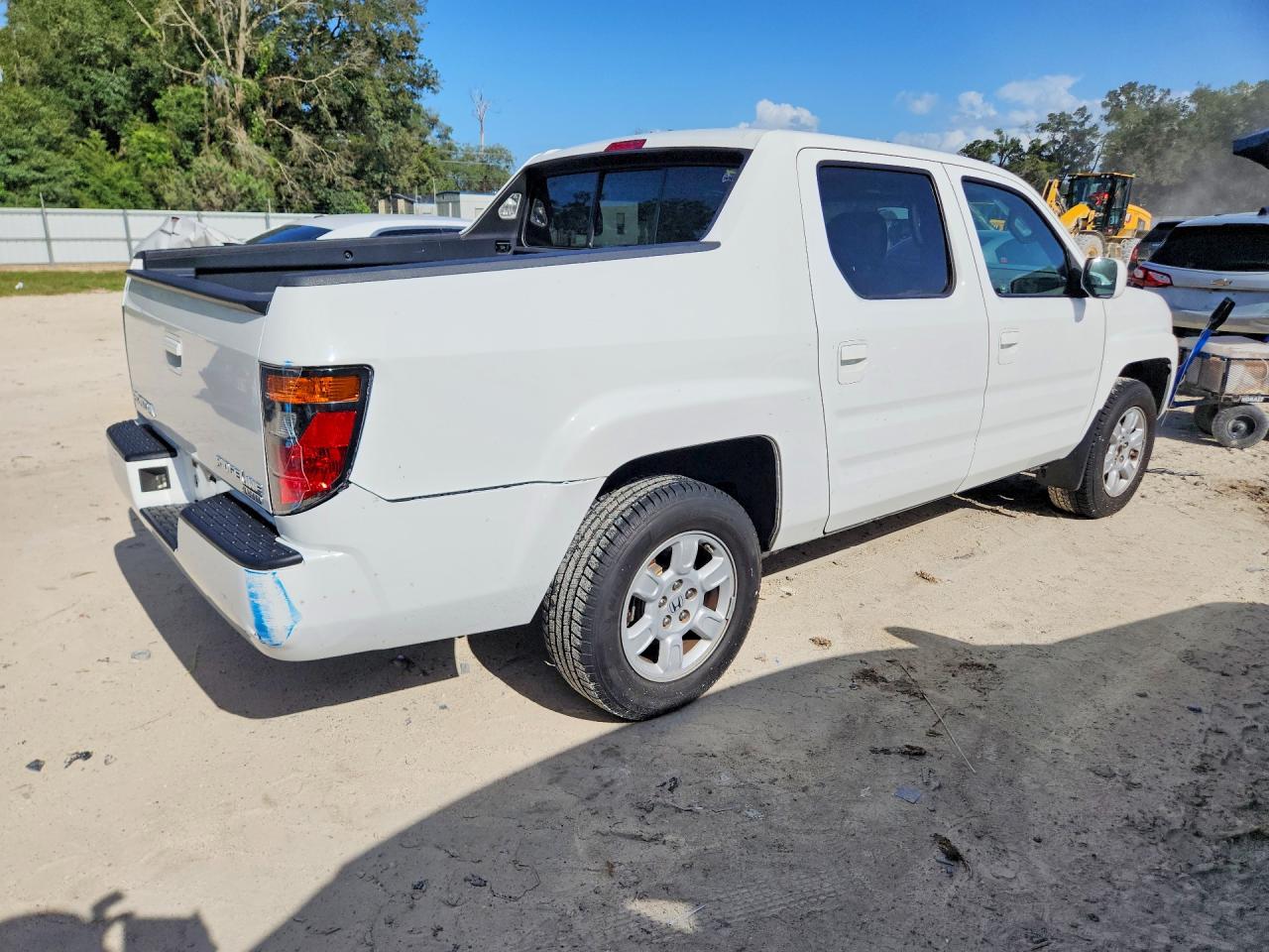 2007 Honda Ridgeline Rts White vin: 2HJYK16427H529853