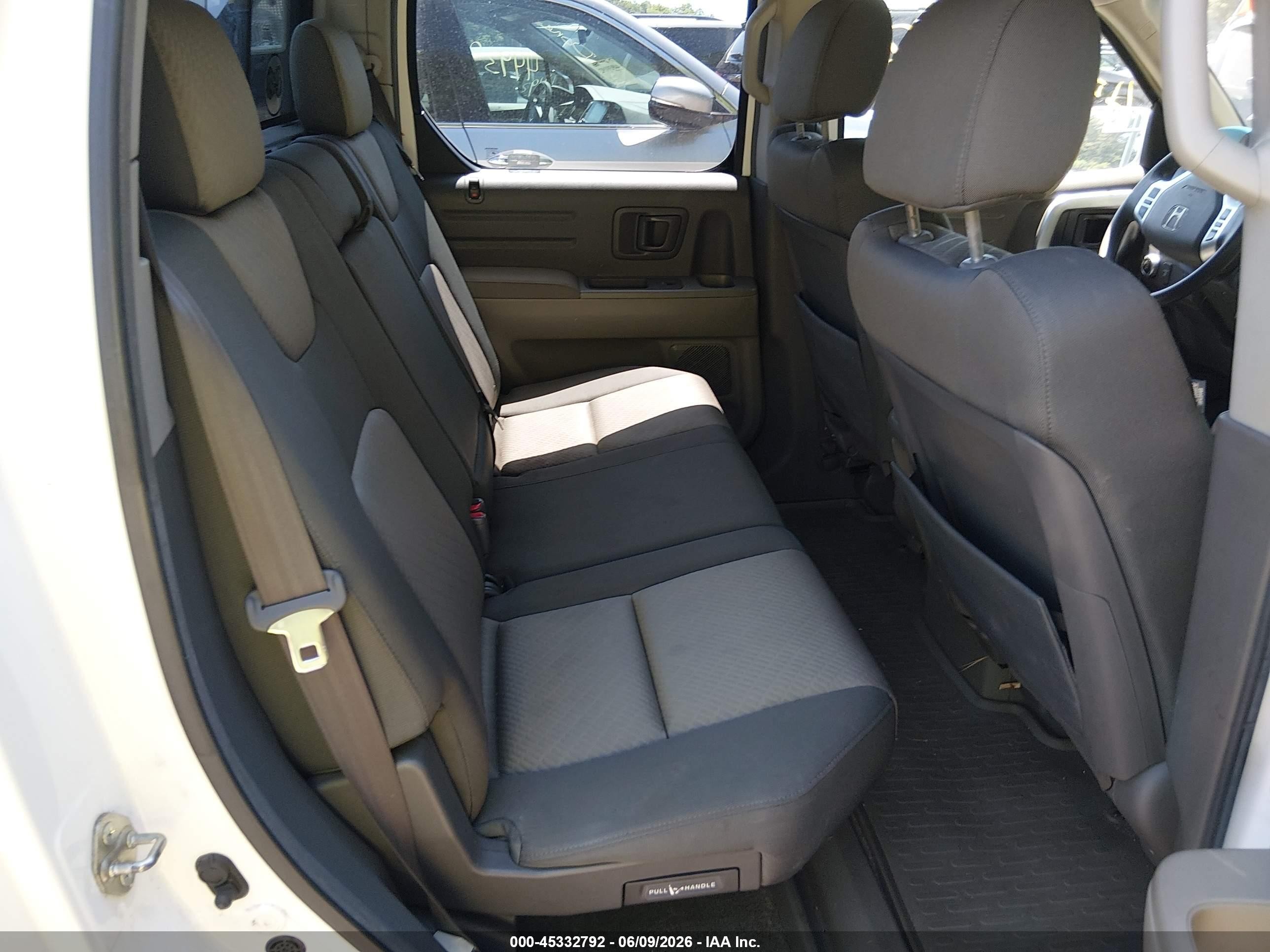 2006 Honda Ridgeline Rts White vin: 2HJYK16436H560396