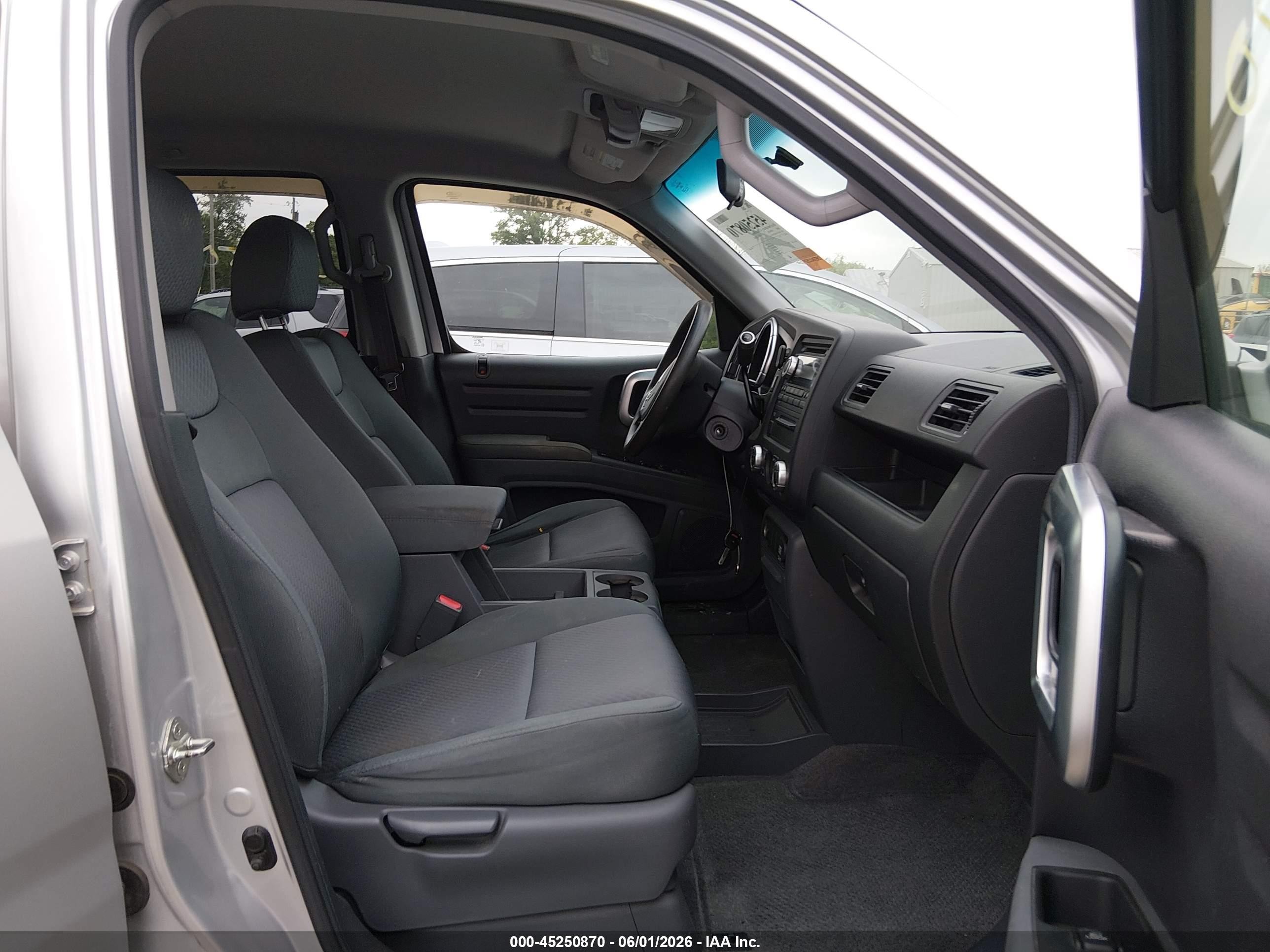 2008 Honda Ridgeline Rts Silver vin: 2HJYK16438H525005