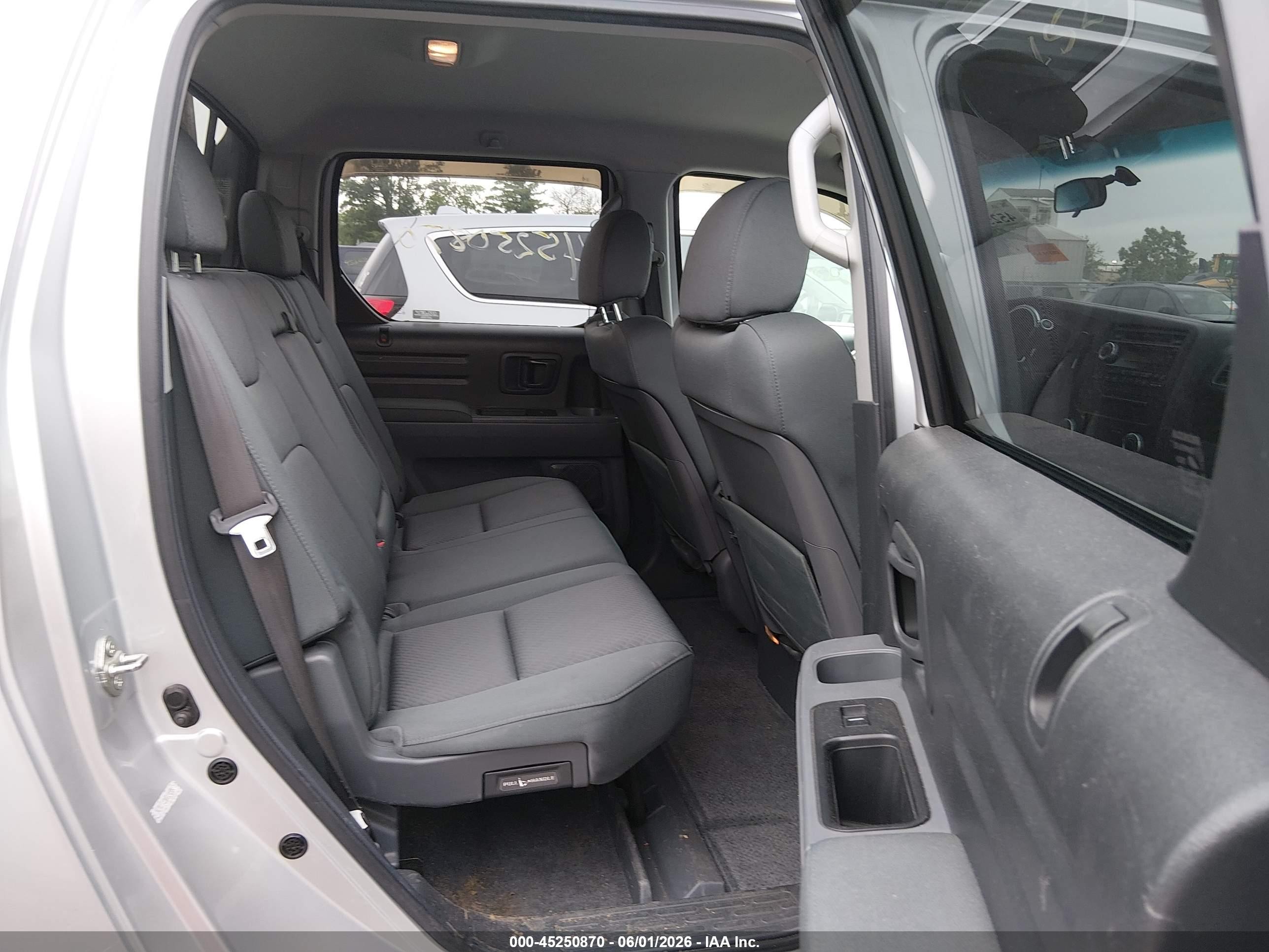 2008 Honda Ridgeline Rts Silver vin: 2HJYK16438H525005