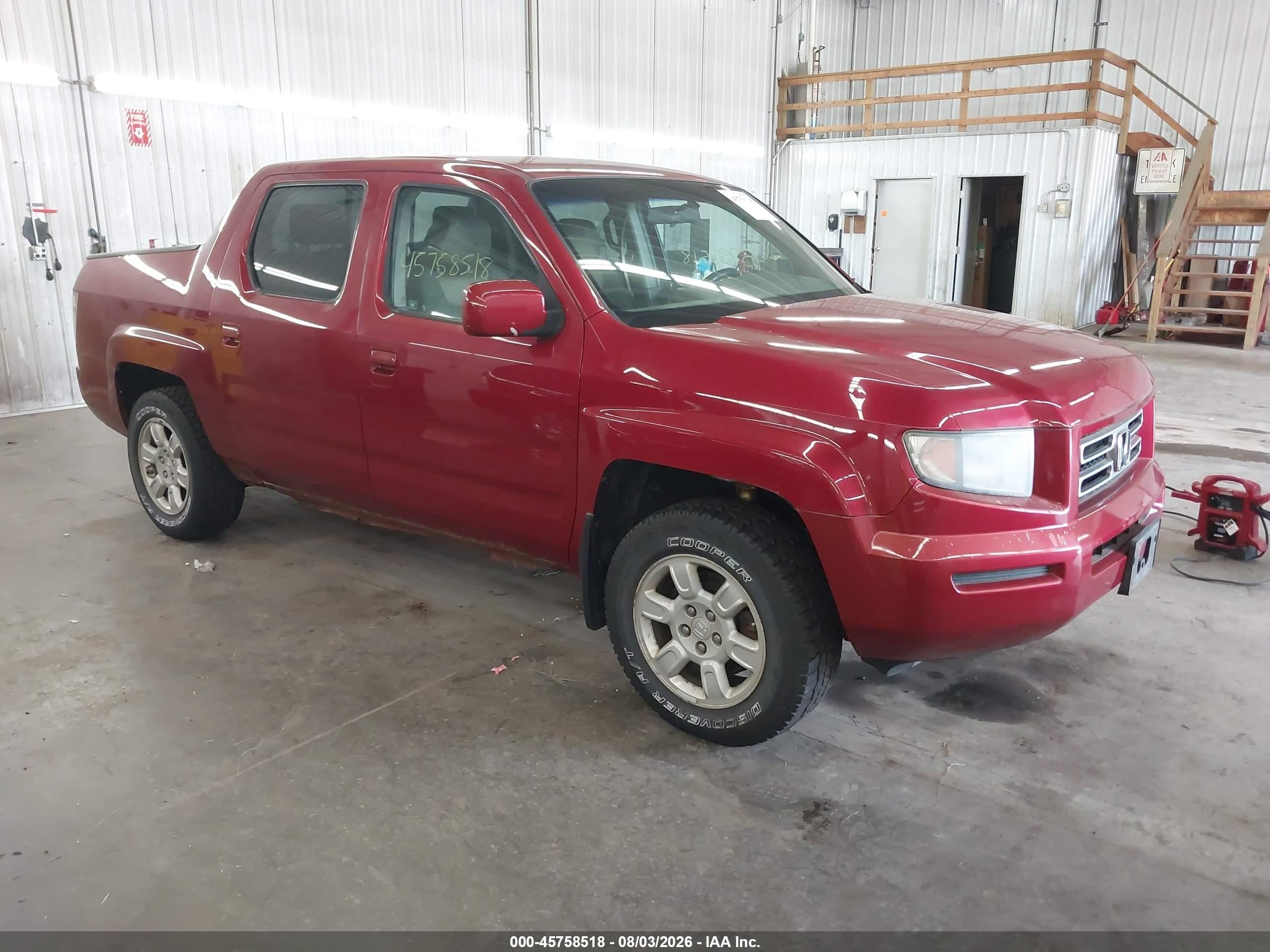 2006 Honda Ridgeline Rts Red vin: 2HJYK16446H534339