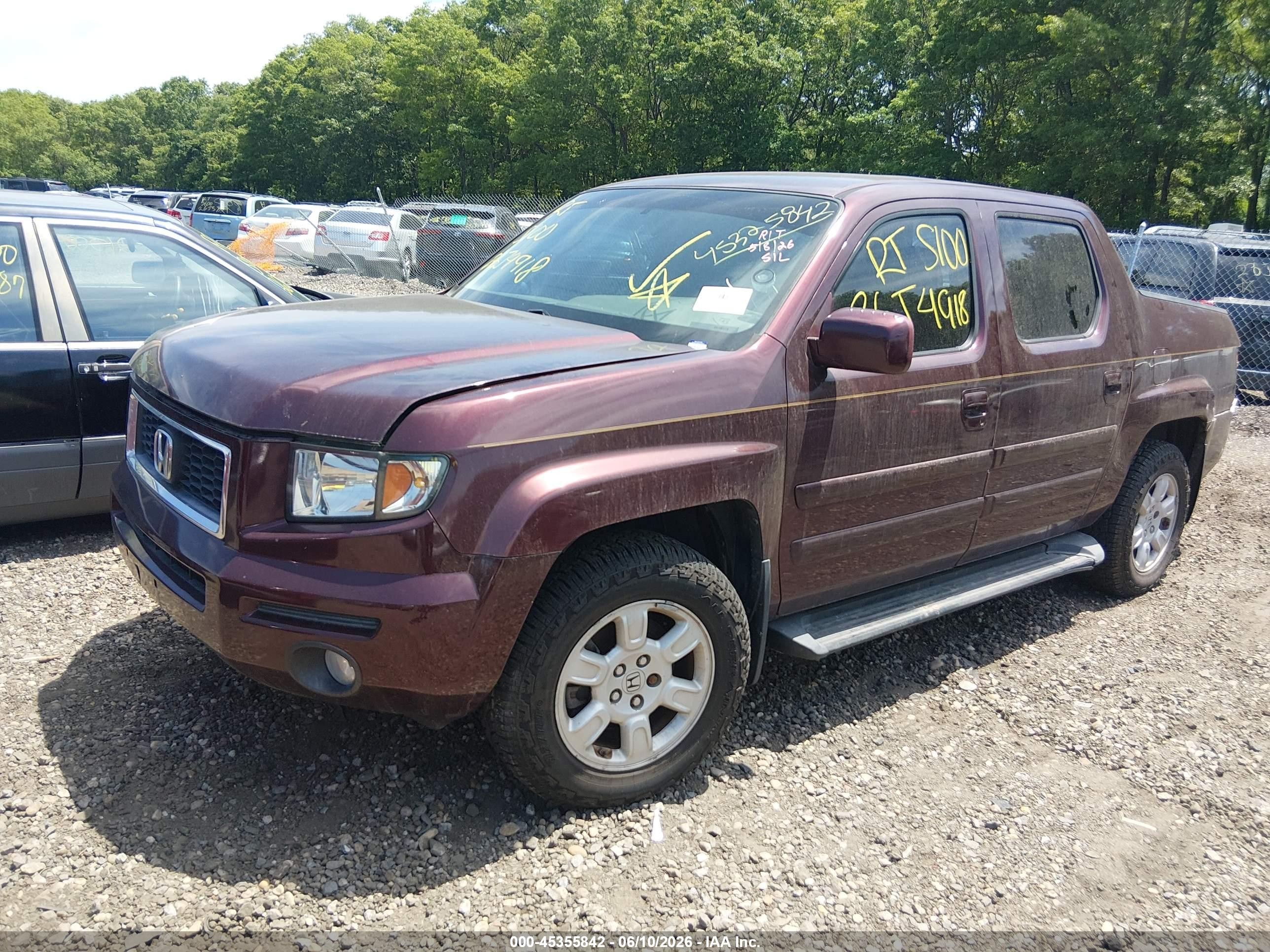 2007 Honda Ridgeline Rts Maroon vin: 2HJYK16447H518529