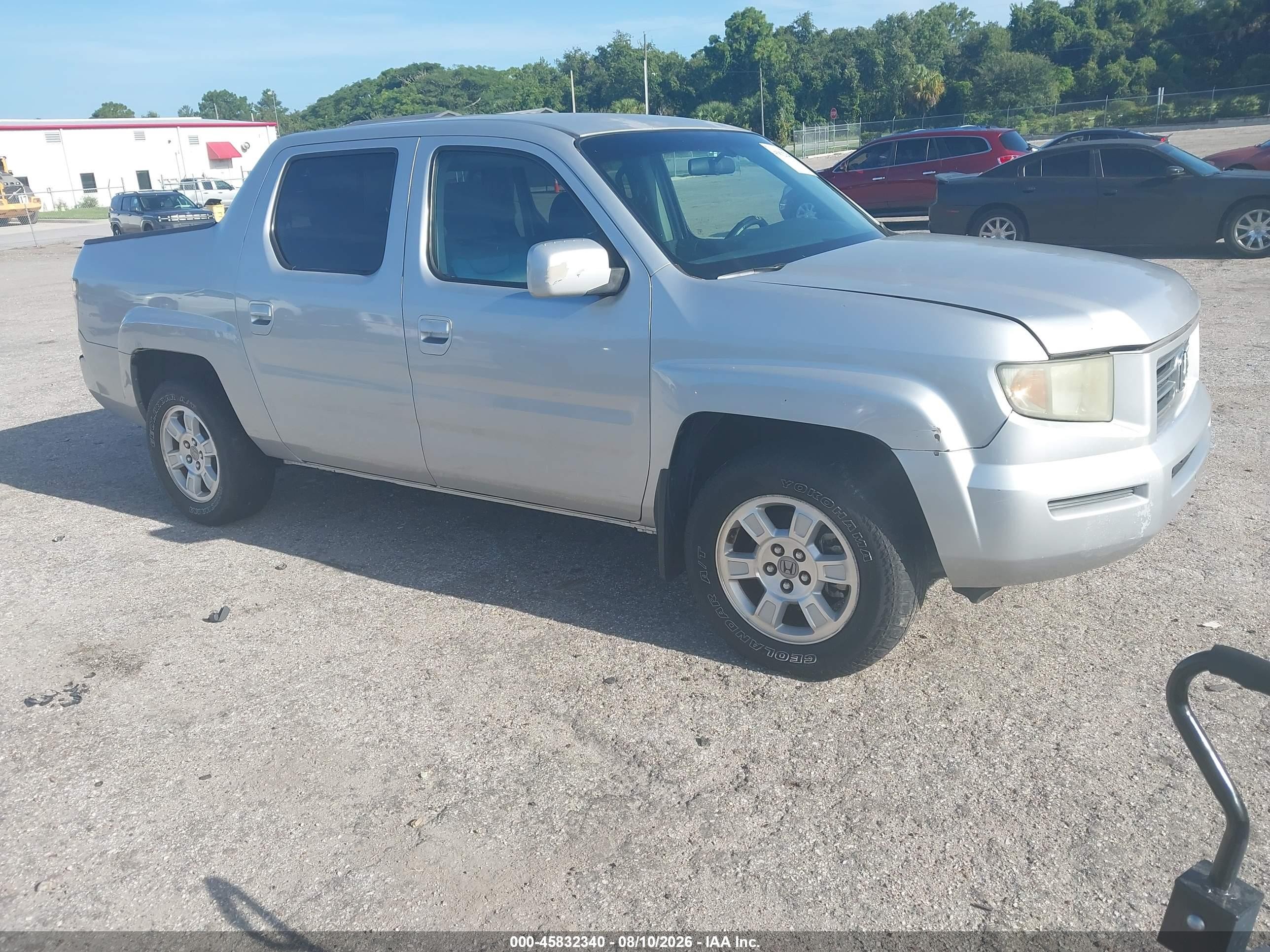 2008 Honda Ridgeline Rts Silver vin: 2HJYK16448H501621