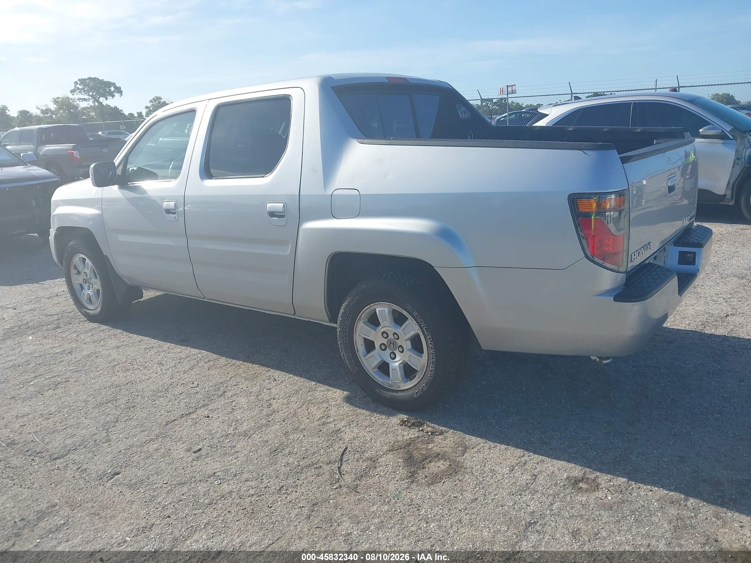 2008 Honda Ridgeline Rts Silver vin: 2HJYK16448H501621