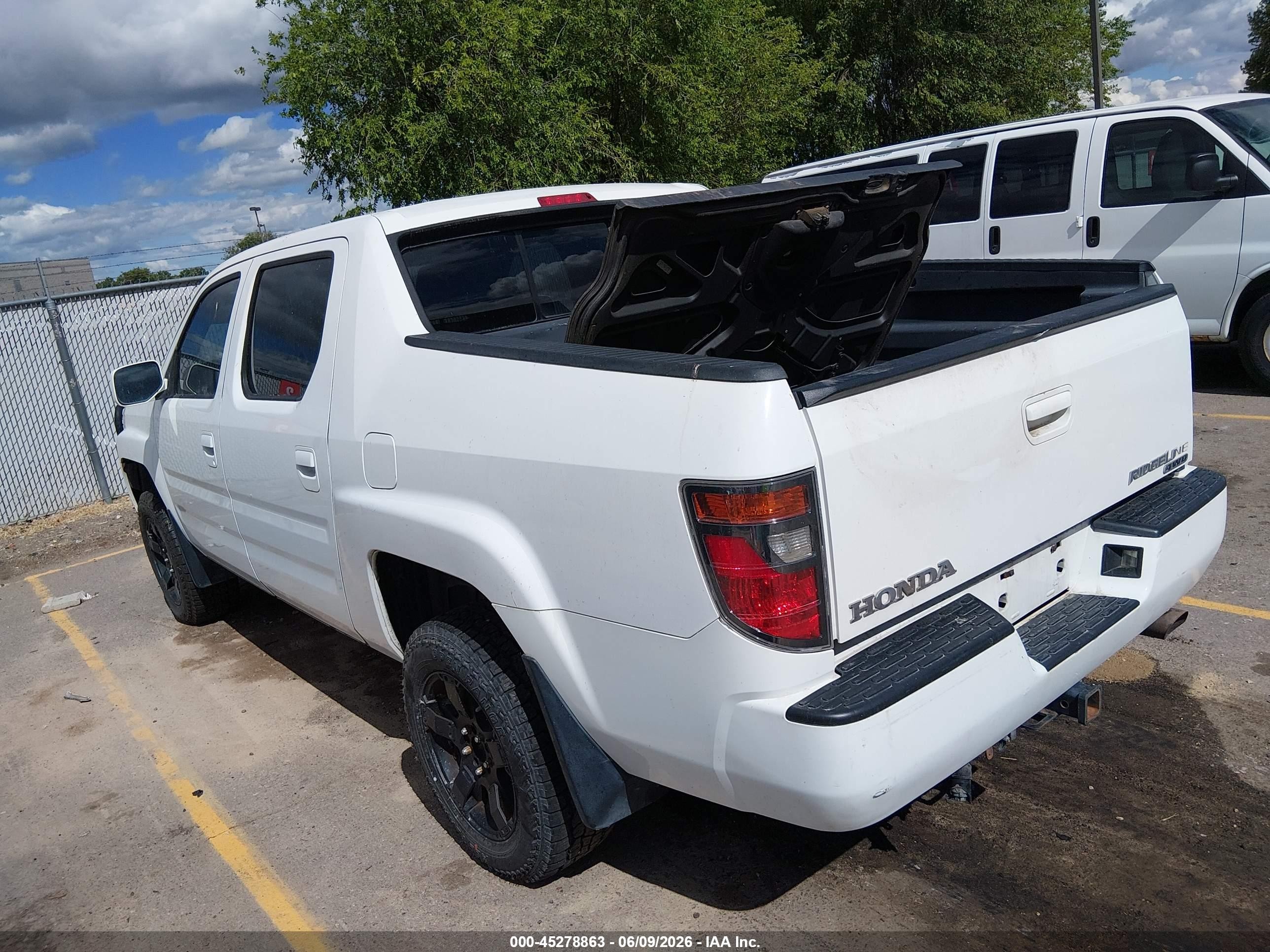 2008 Honda Ridgeline Rts White vin: 2HJYK16448H524672