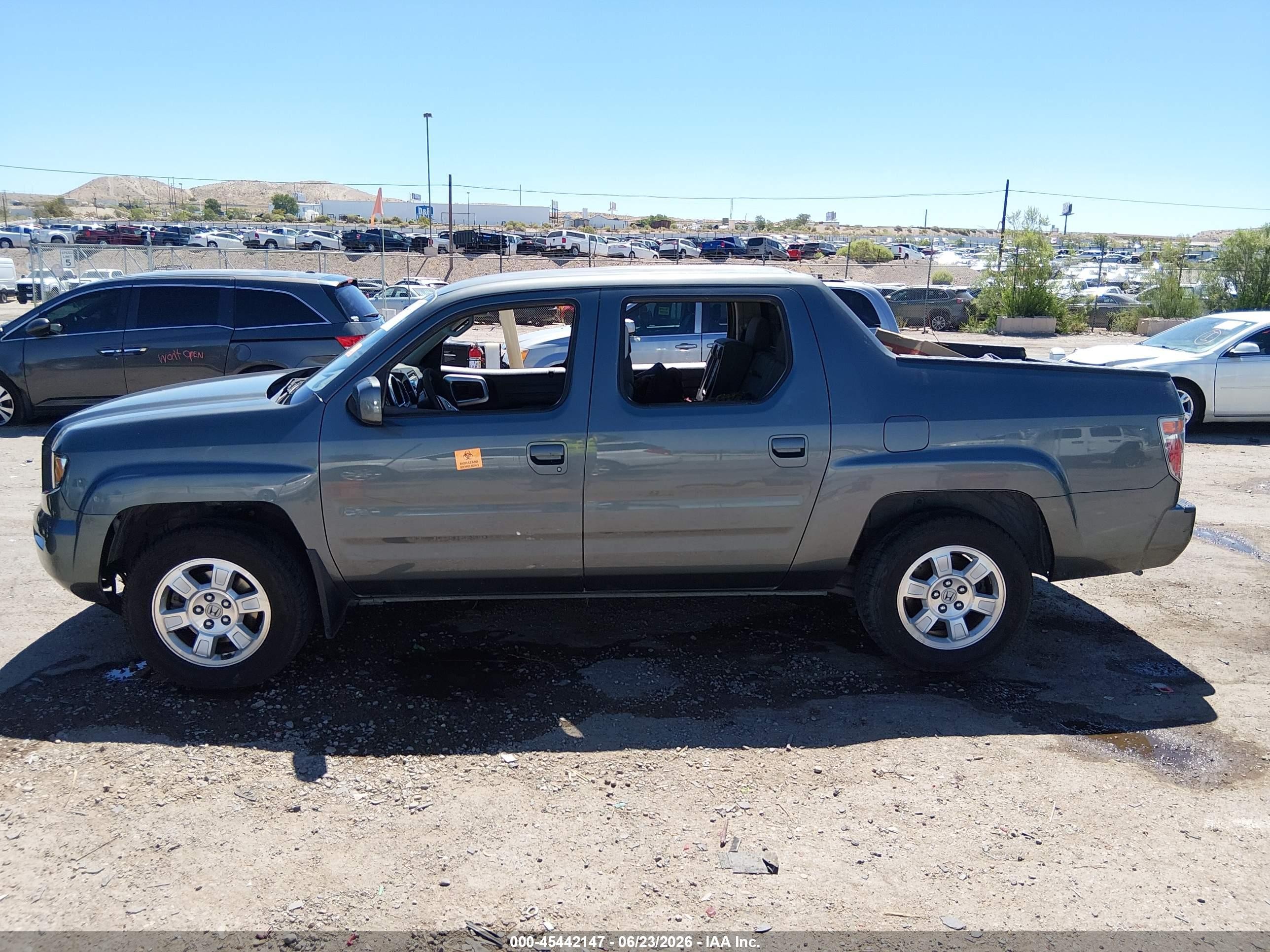 2008 Honda Ridgeline Rts Gray vin: 2HJYK16448H532304