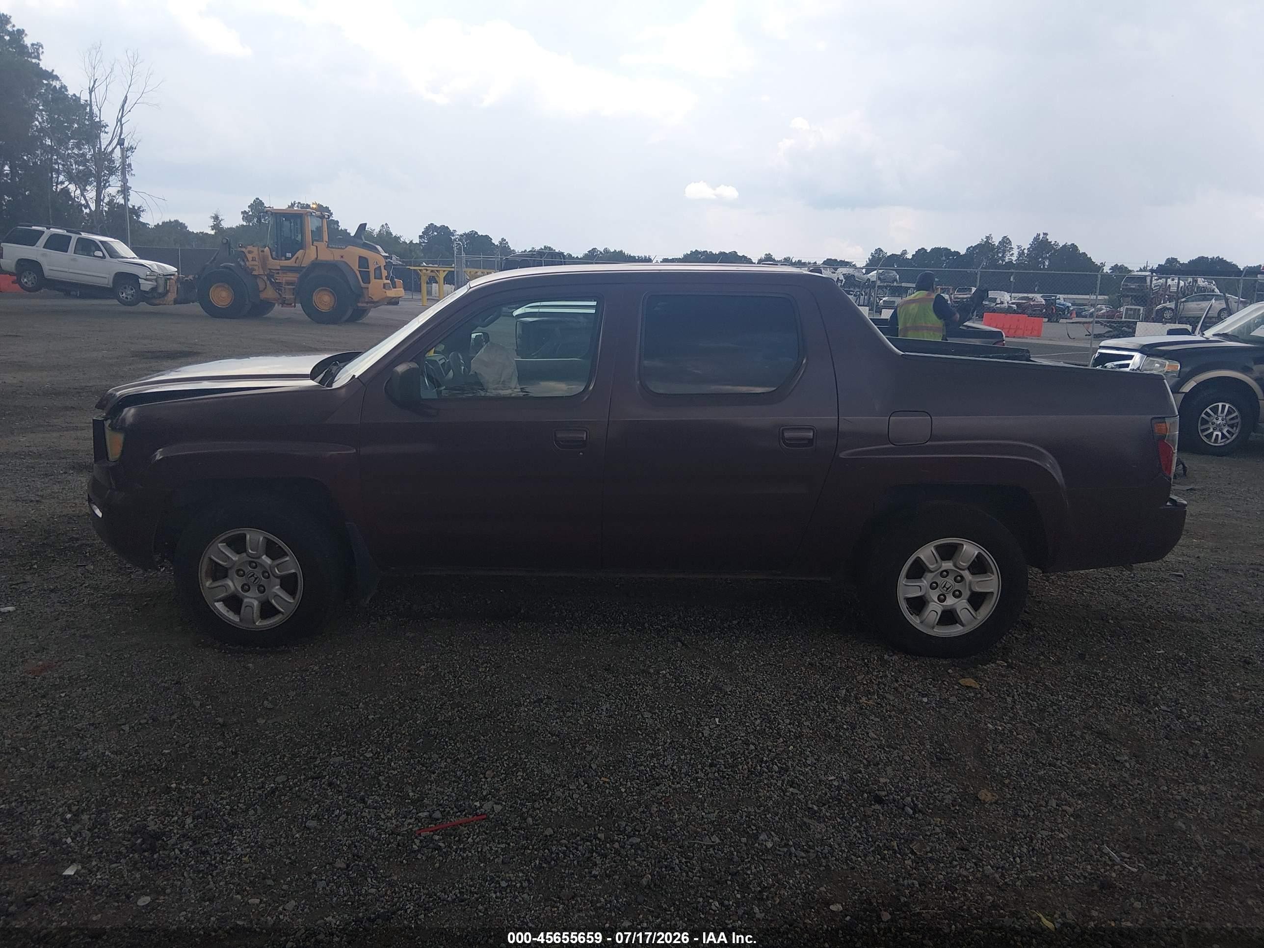 2007 Honda Ridgeline Rts Red vin: 2HJYK16457H550471