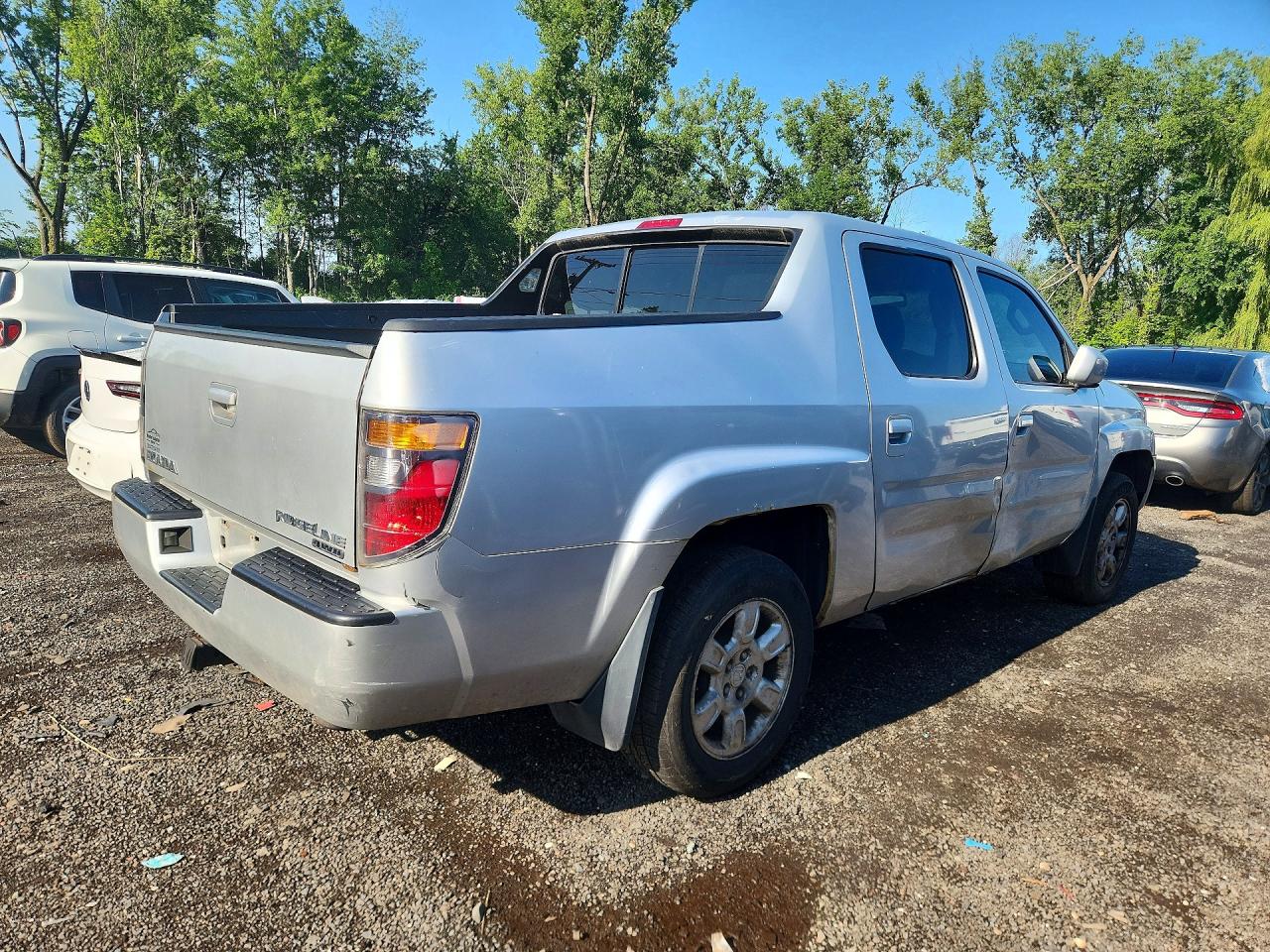 2006 Honda Ridgeline Rts Silver vin: 2HJYK16476H537624