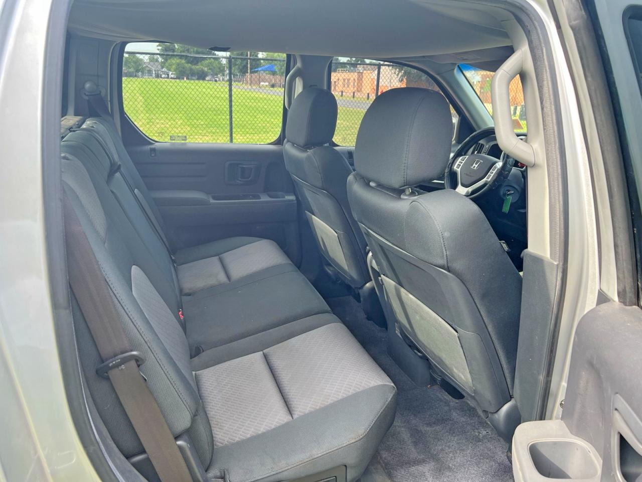 2007 Honda Ridgeline Rts Silver vin: 2HJYK16477H508500