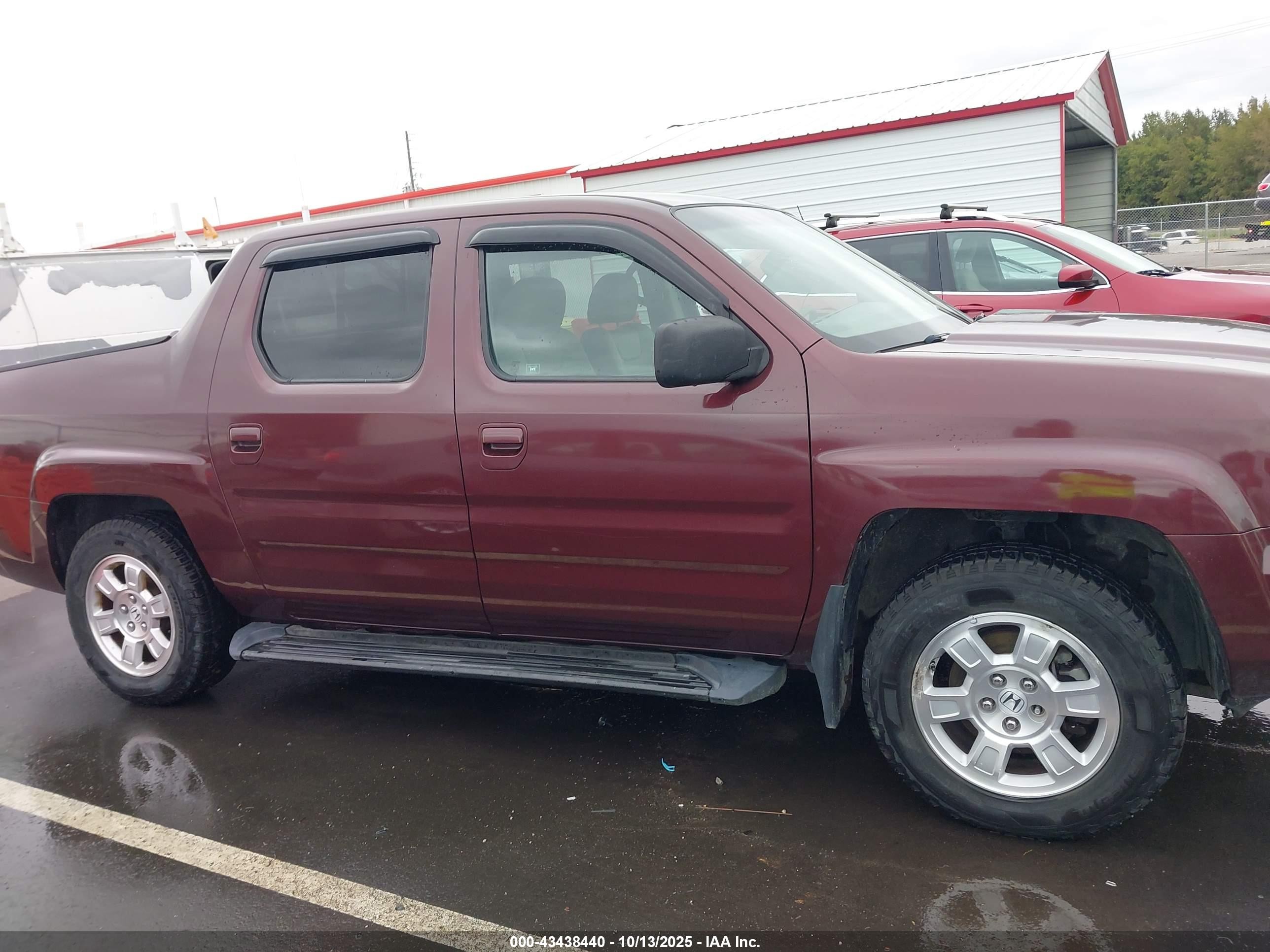 2008 Honda Ridgeline Rts Burgundy vin: 2HJYK164X8H504992
