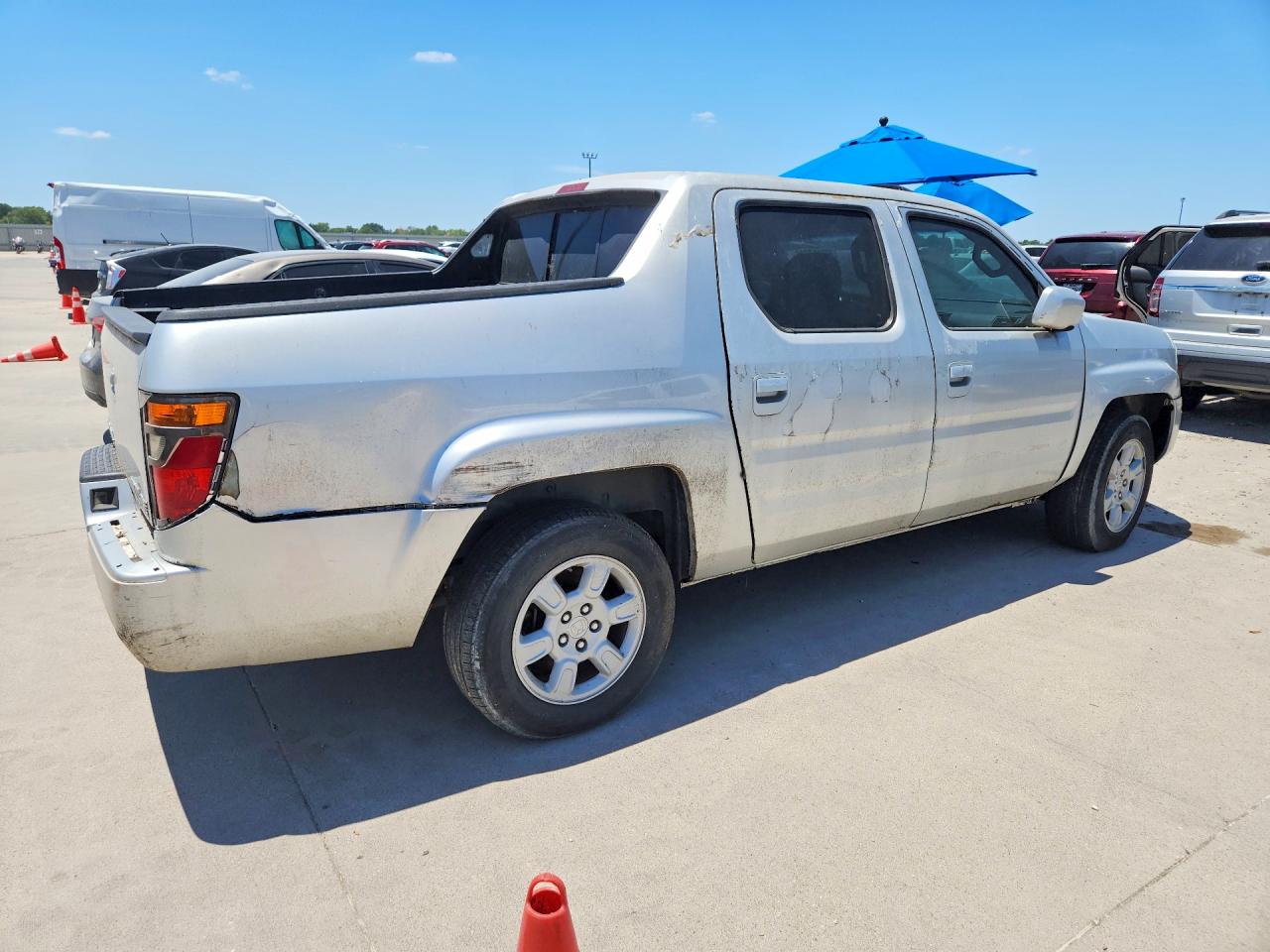 2006 Honda Ridgeline Rtl Silver vin: 2HJYK16506H512072