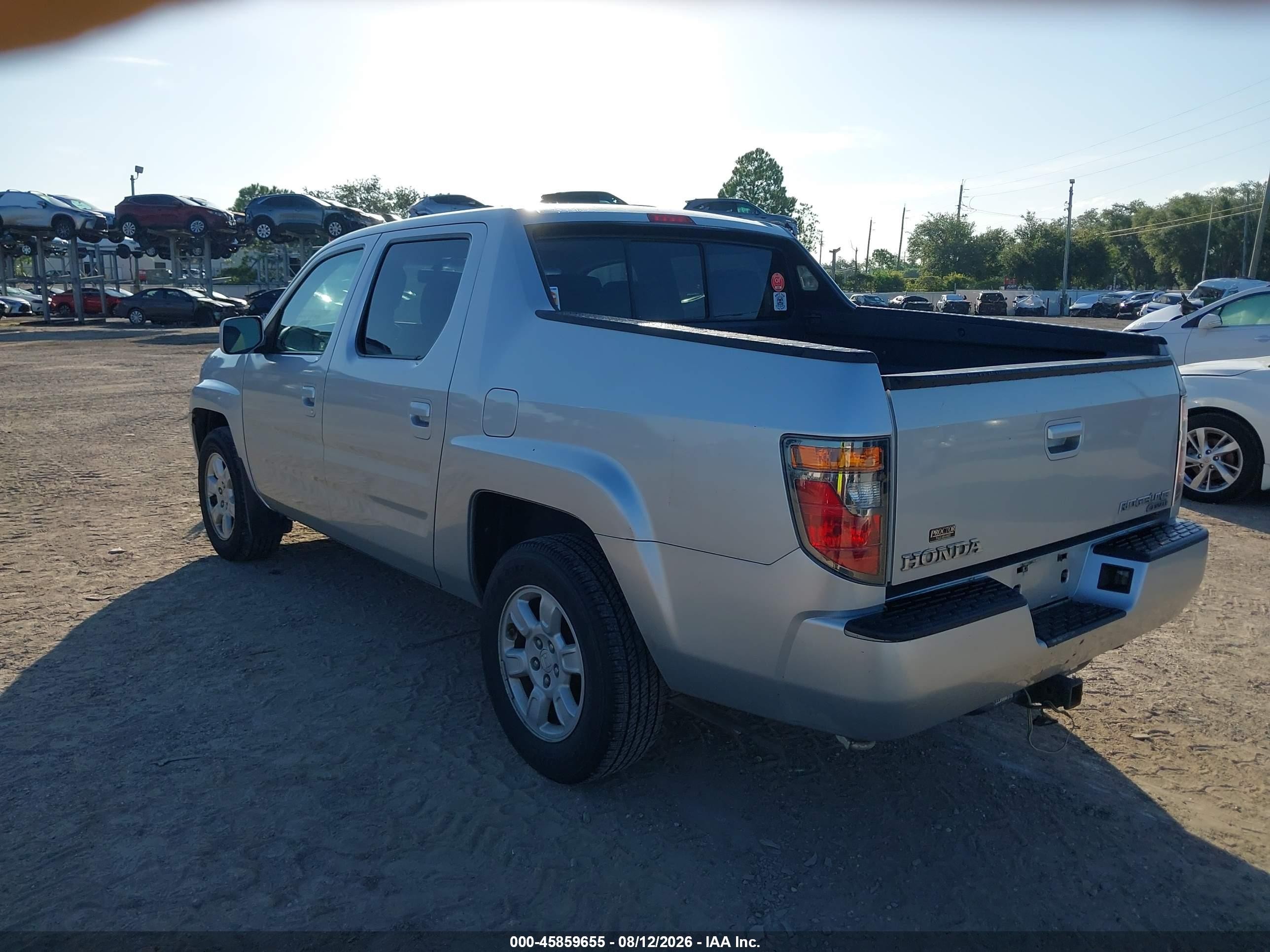 2006 Honda Ridgeline Rtl White vin: 2HJYK16506H544018