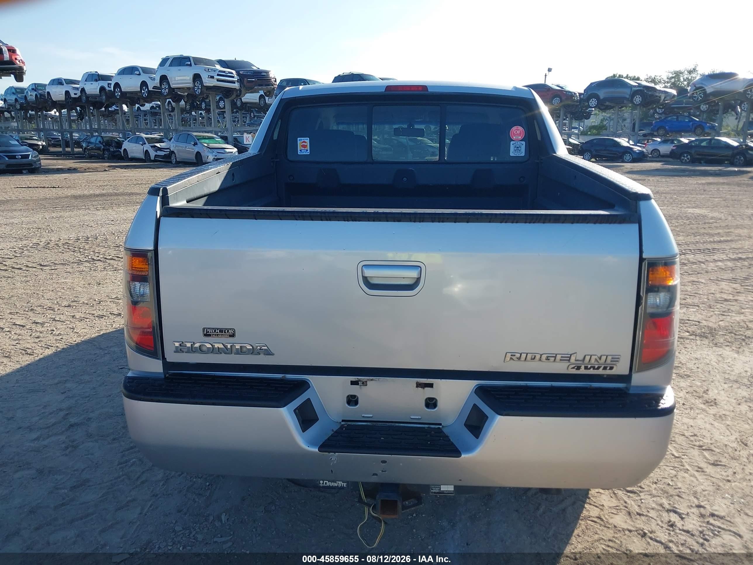 2006 Honda Ridgeline Rtl White vin: 2HJYK16506H544018