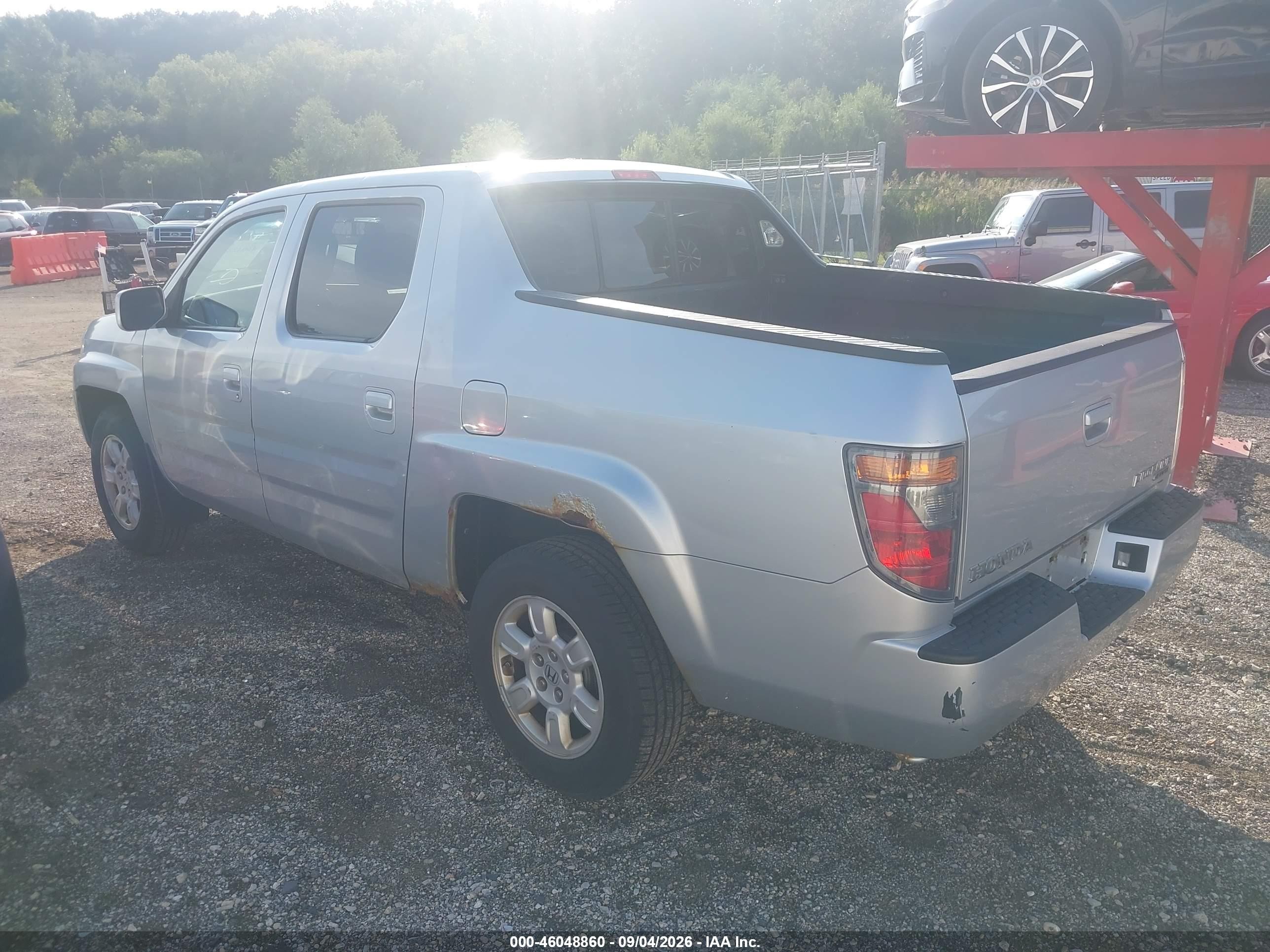 2007 Honda Ridgeline Rtl Silver vin: 2HJYK16507H516172