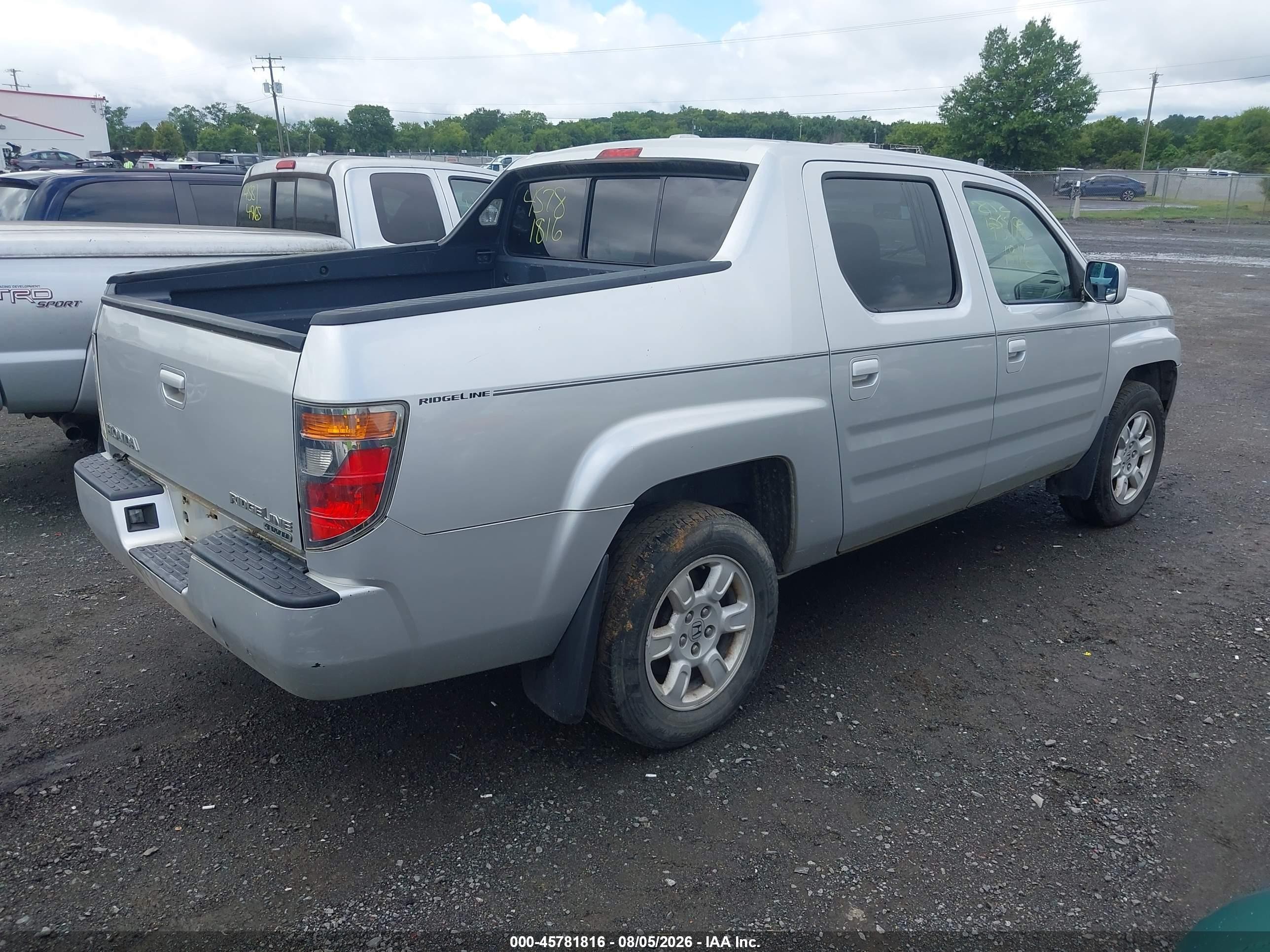 2007 Honda Ridgeline Rtl Silver vin: 2HJYK16507H529472