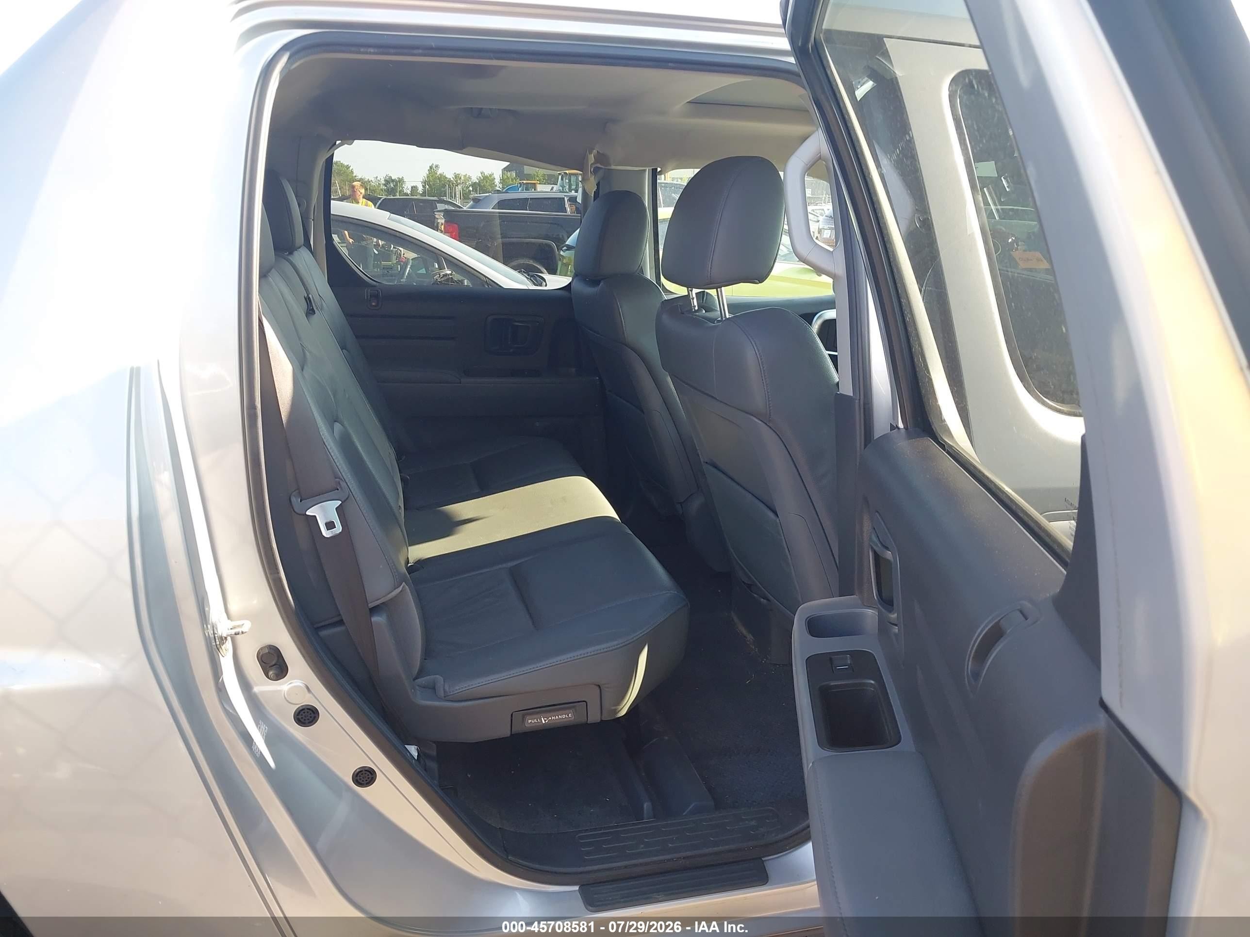 2008 Honda Ridgeline Rtl Silver vin: 2HJYK16508H506310