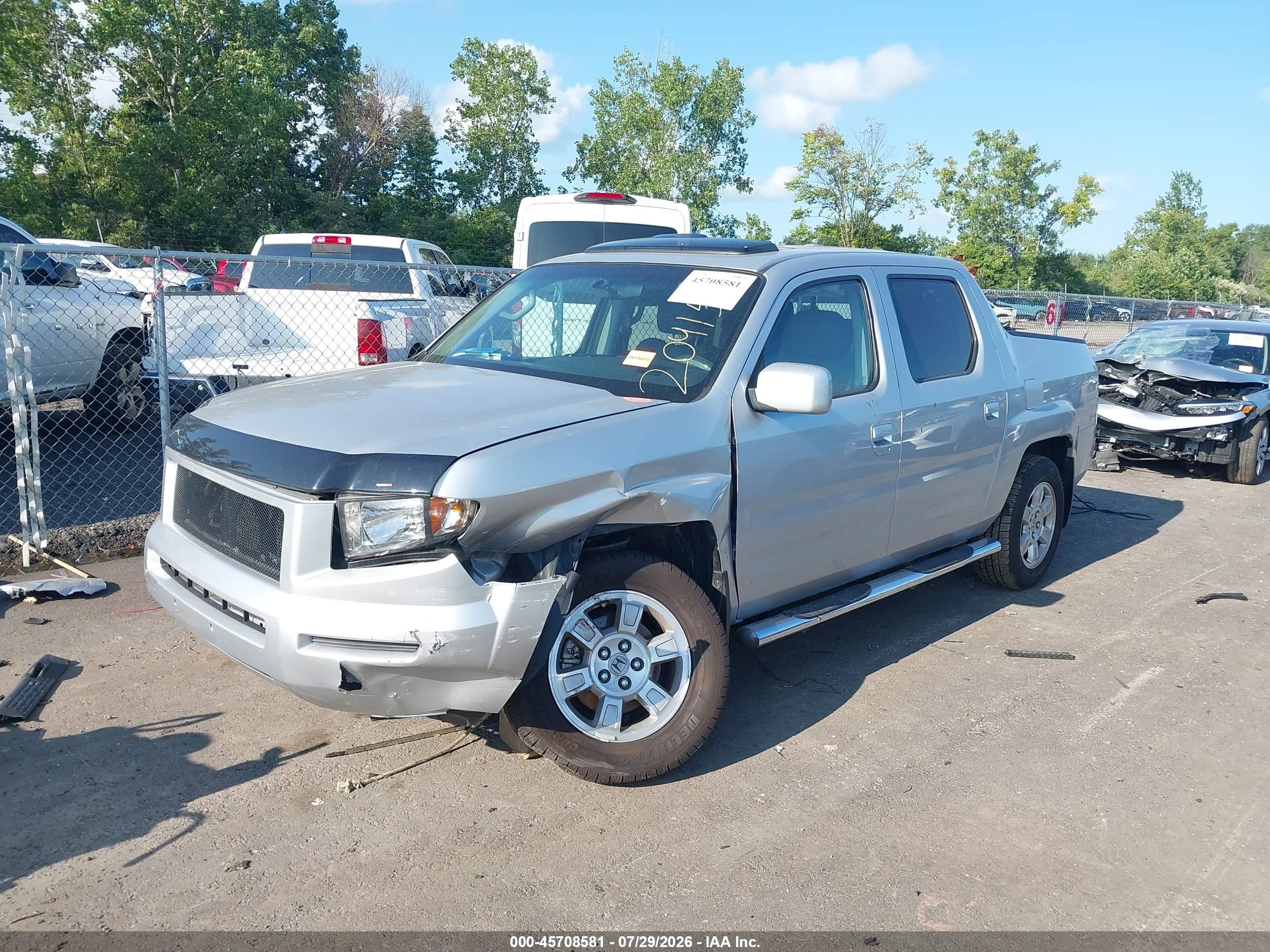 2008 Honda Ridgeline Rtl Silver vin: 2HJYK16508H506310