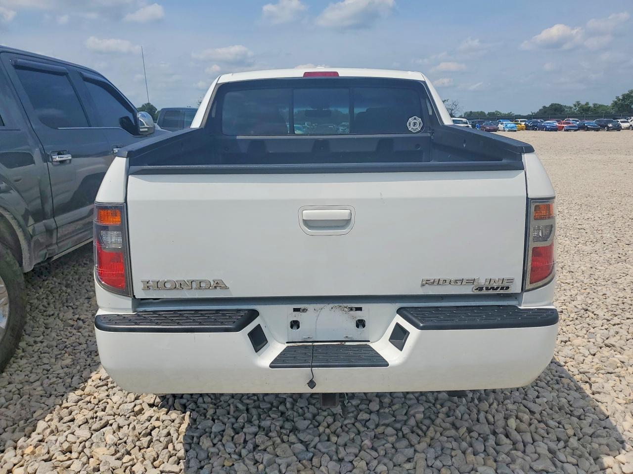 2008 Honda Ridgeline Rtl White vin: 2HJYK16508H522149