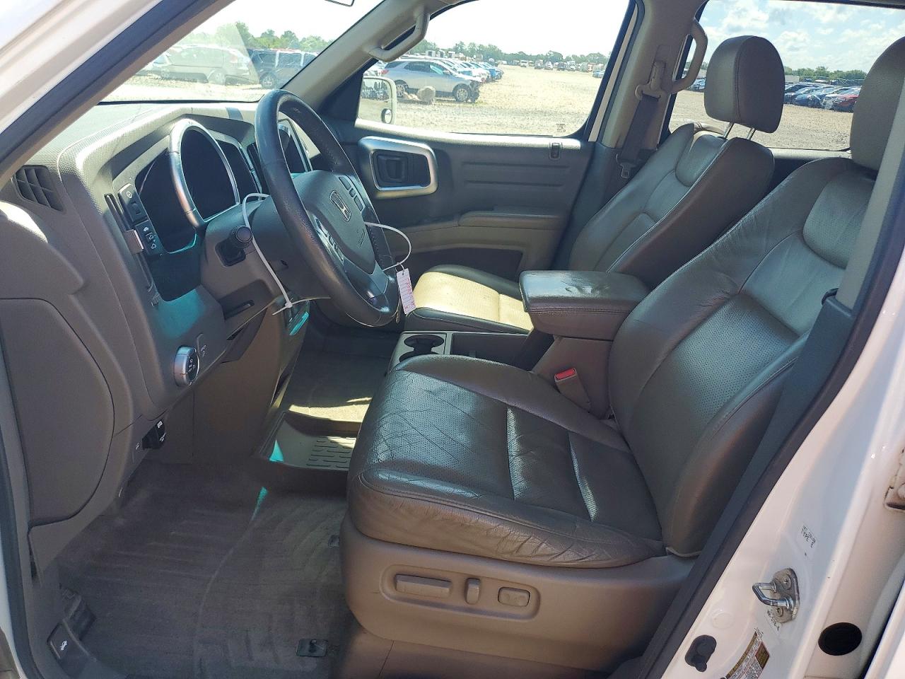 2008 Honda Ridgeline Rtl White vin: 2HJYK16508H522149
