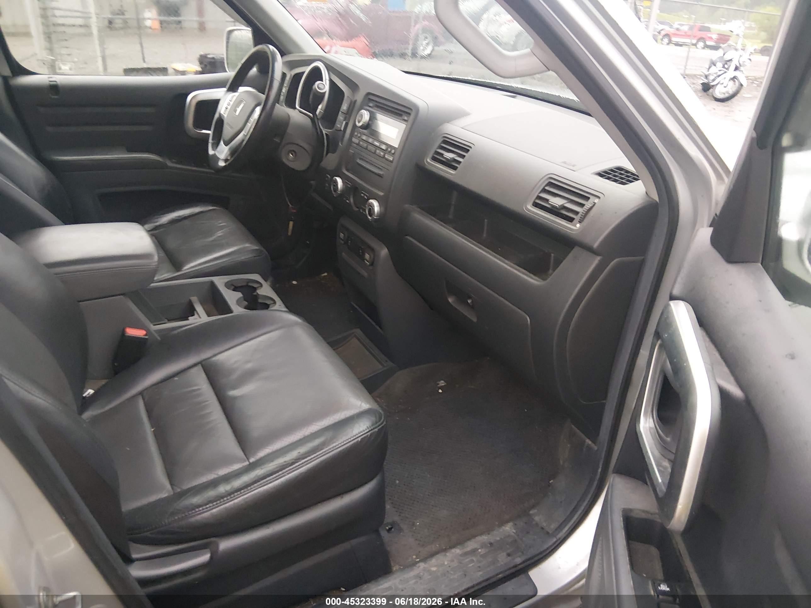 2006 Honda Ridgeline Rtl Silver vin: 2HJYK16516H511268