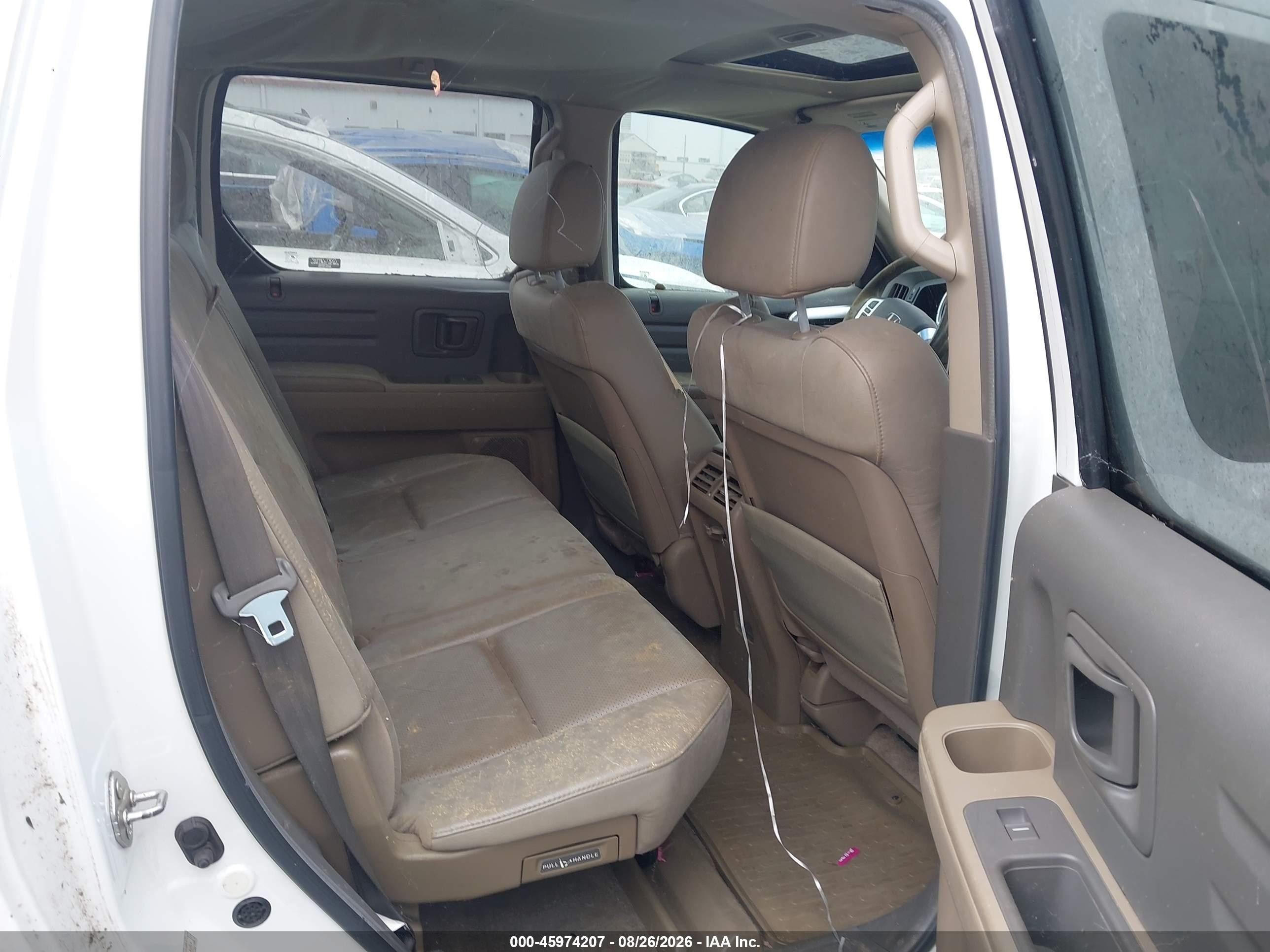 2008 Honda Ridgeline Rtl White vin: 2HJYK16518H514254