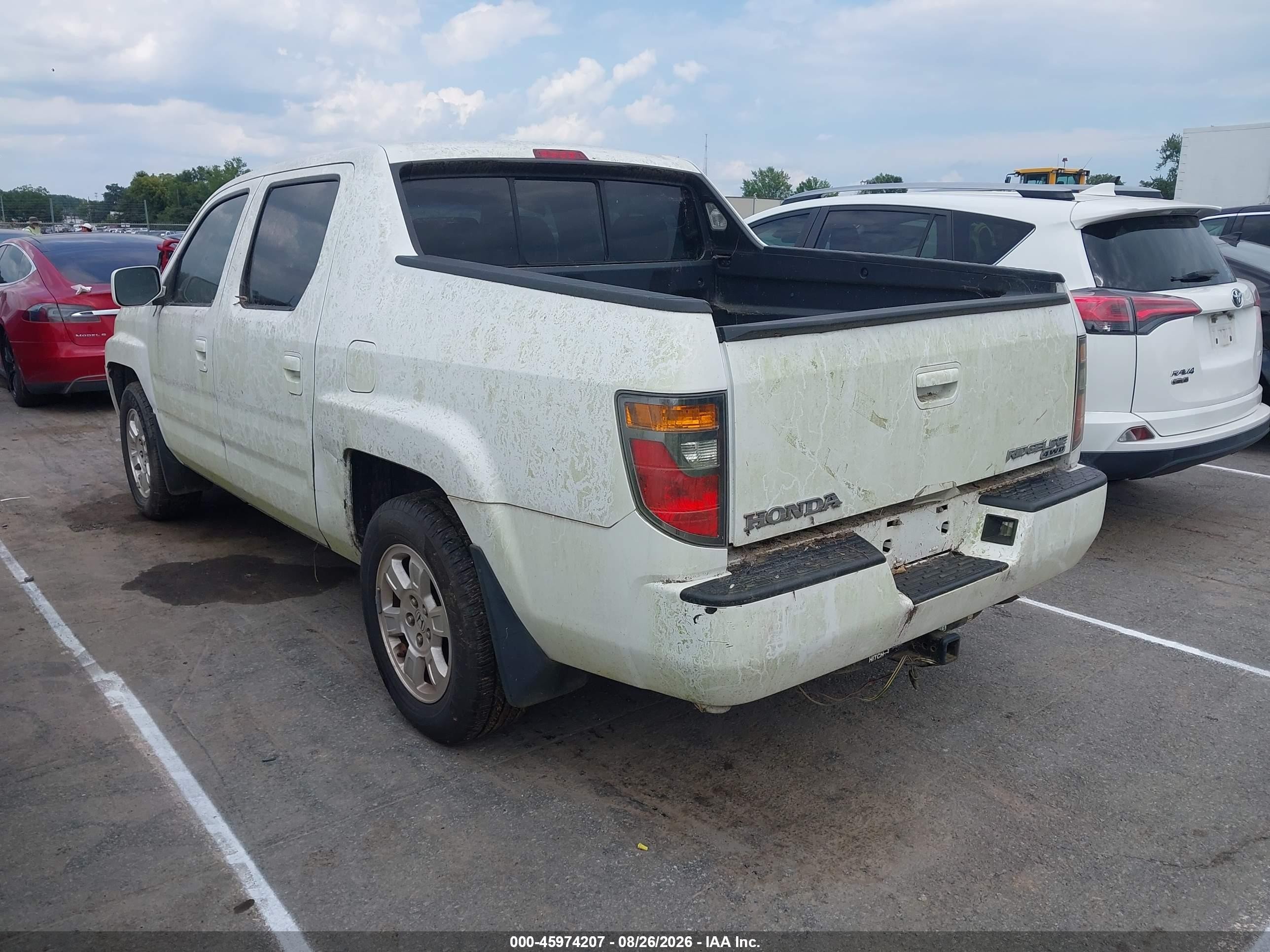 2008 Honda Ridgeline Rtl White vin: 2HJYK16518H514254