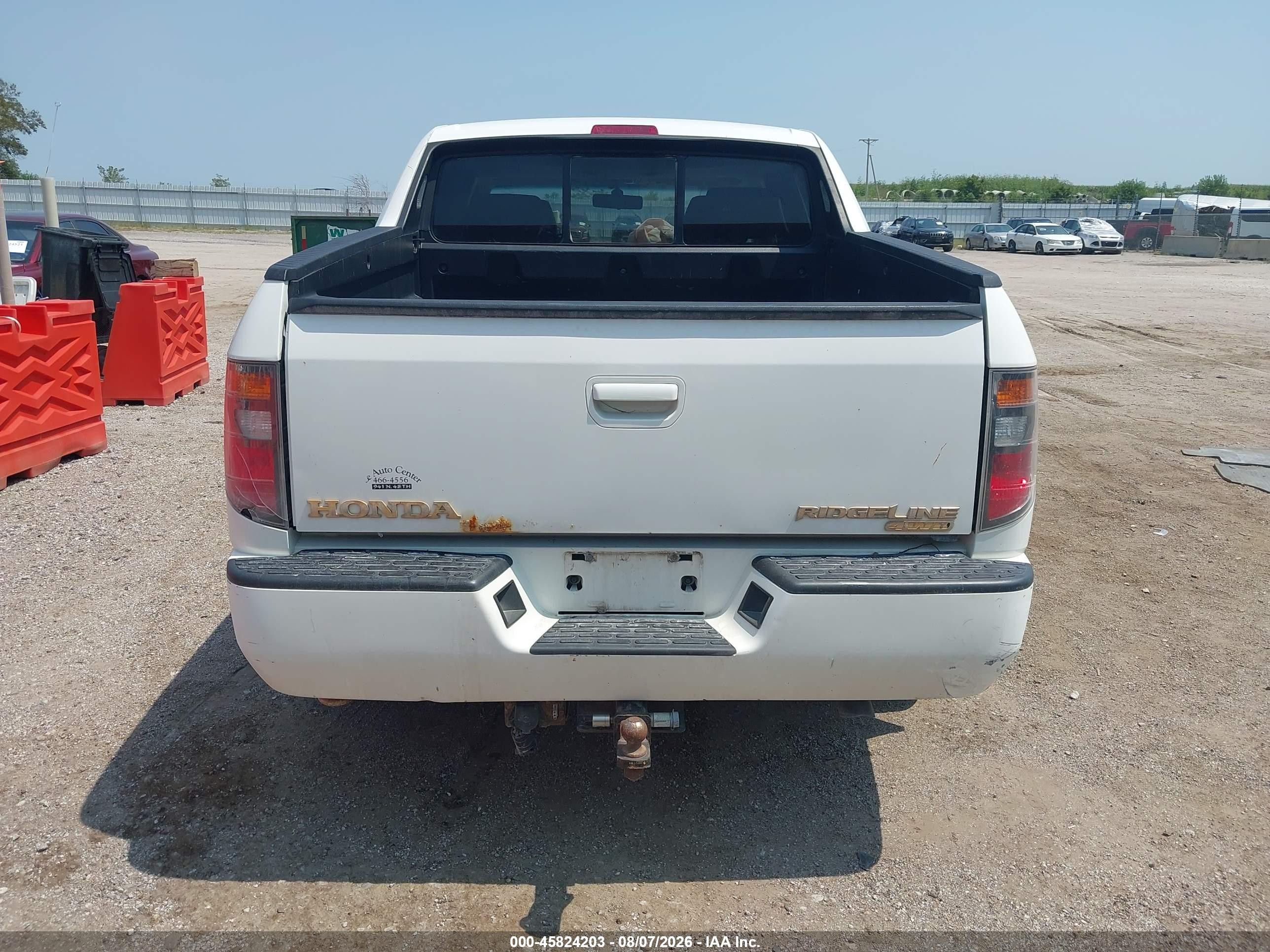 2006 Honda Ridgeline Rtl White vin: 2HJYK16526H512610