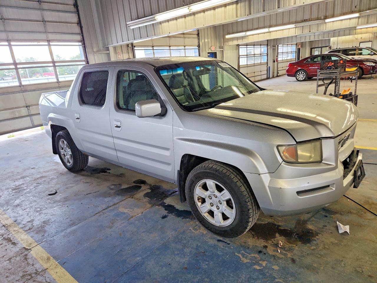 2006 Honda Ridgeline Rtl Silver vin: 2HJYK16526H556025