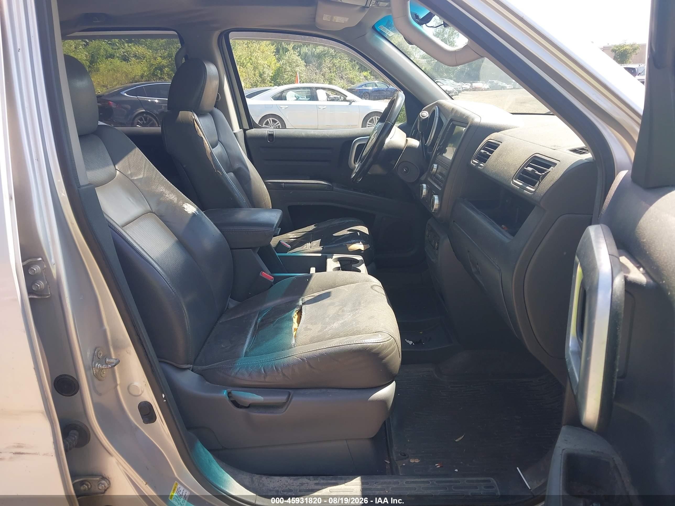2008 Honda Ridgeline Rtl Silver vin: 2HJYK16528H514067