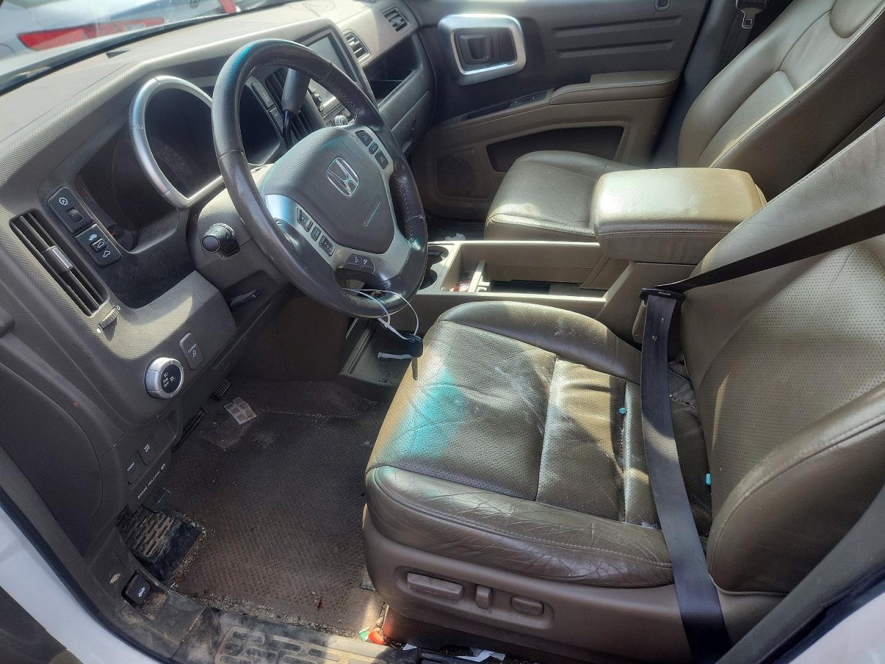 2008 Honda Ridgeline Rtl White vin: 2HJYK16528H527997