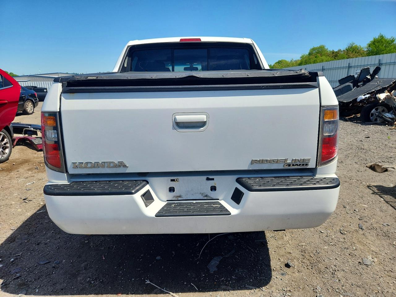 2008 Honda Ridgeline Rtl White vin: 2HJYK16528H527997