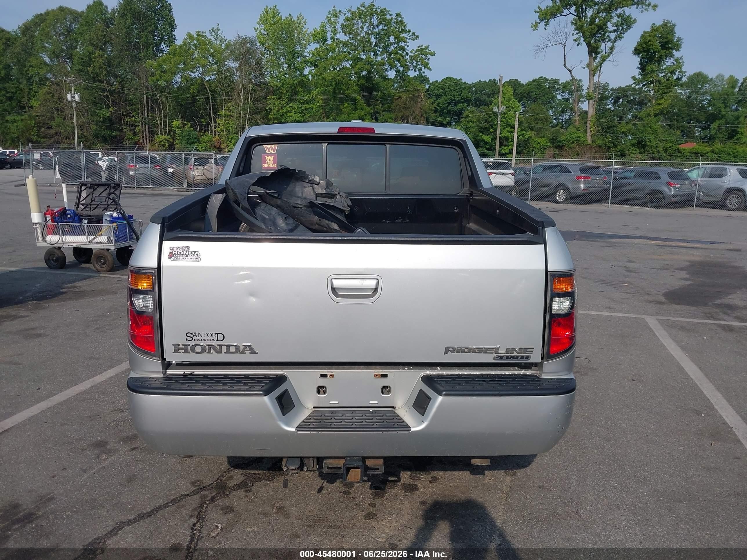 2006 Honda Ridgeline Rtl Silver vin: 2HJYK16536H559239